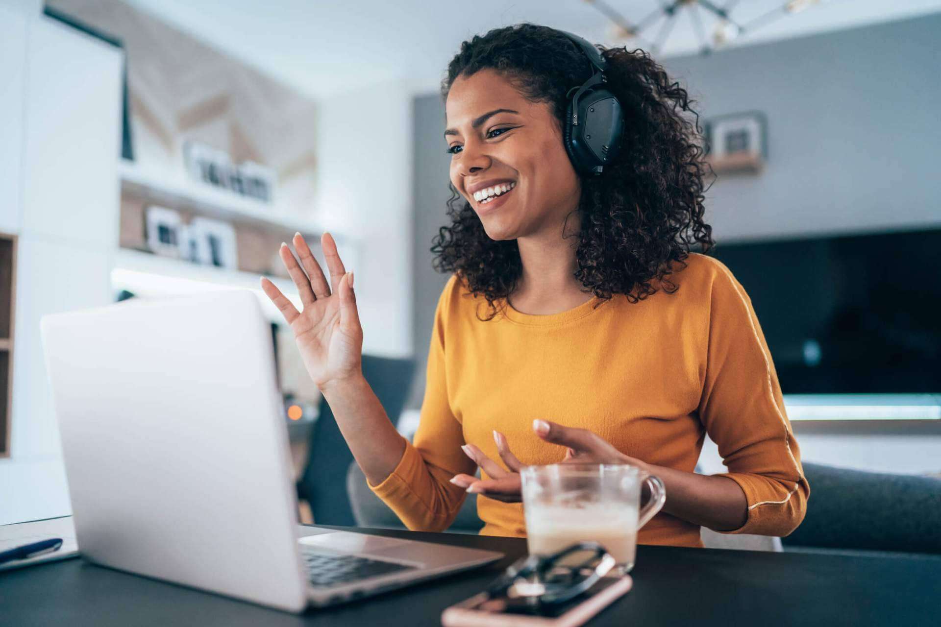 Cursos de inglés para empresas en los que aprender habilidades comunicativas en el terreno profesional, con American Language Academy