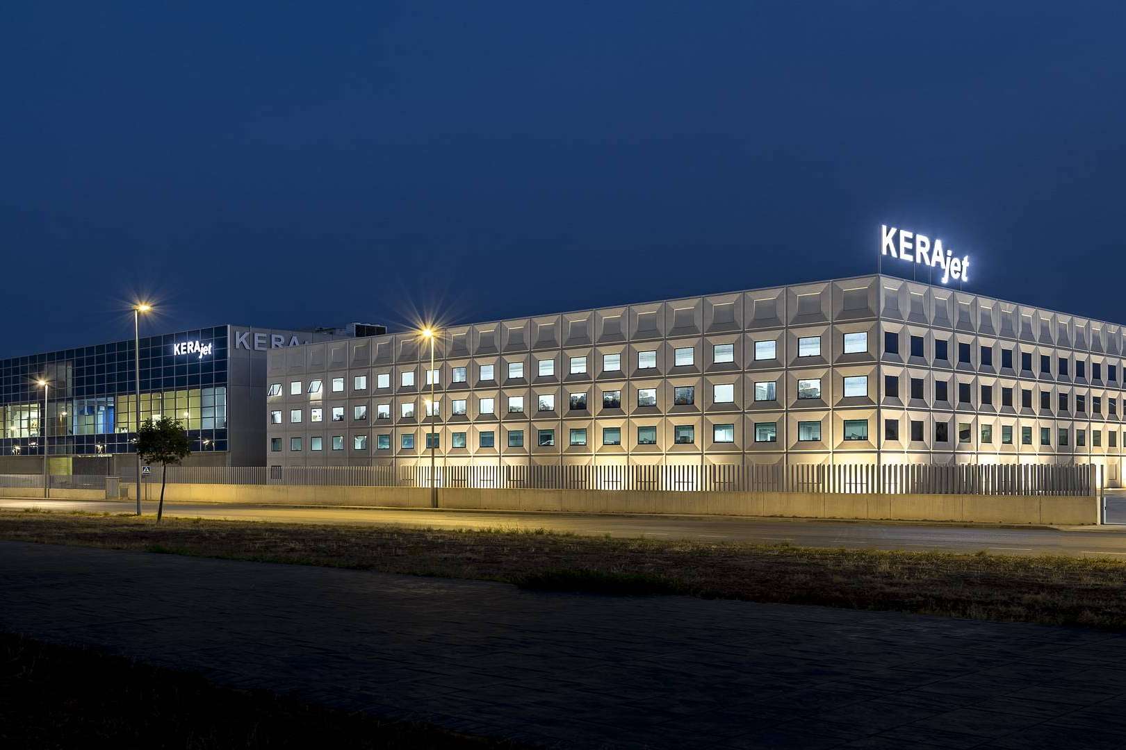 KERAjet presenta en SIMA su innovador sistema de impresión de cerámica digital