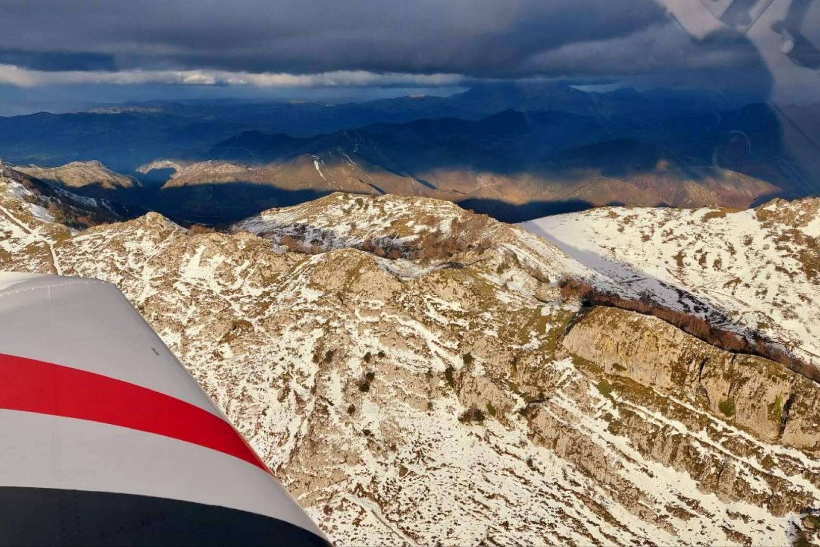 Volar en ultraligero y conocer las bellezas de Asturias