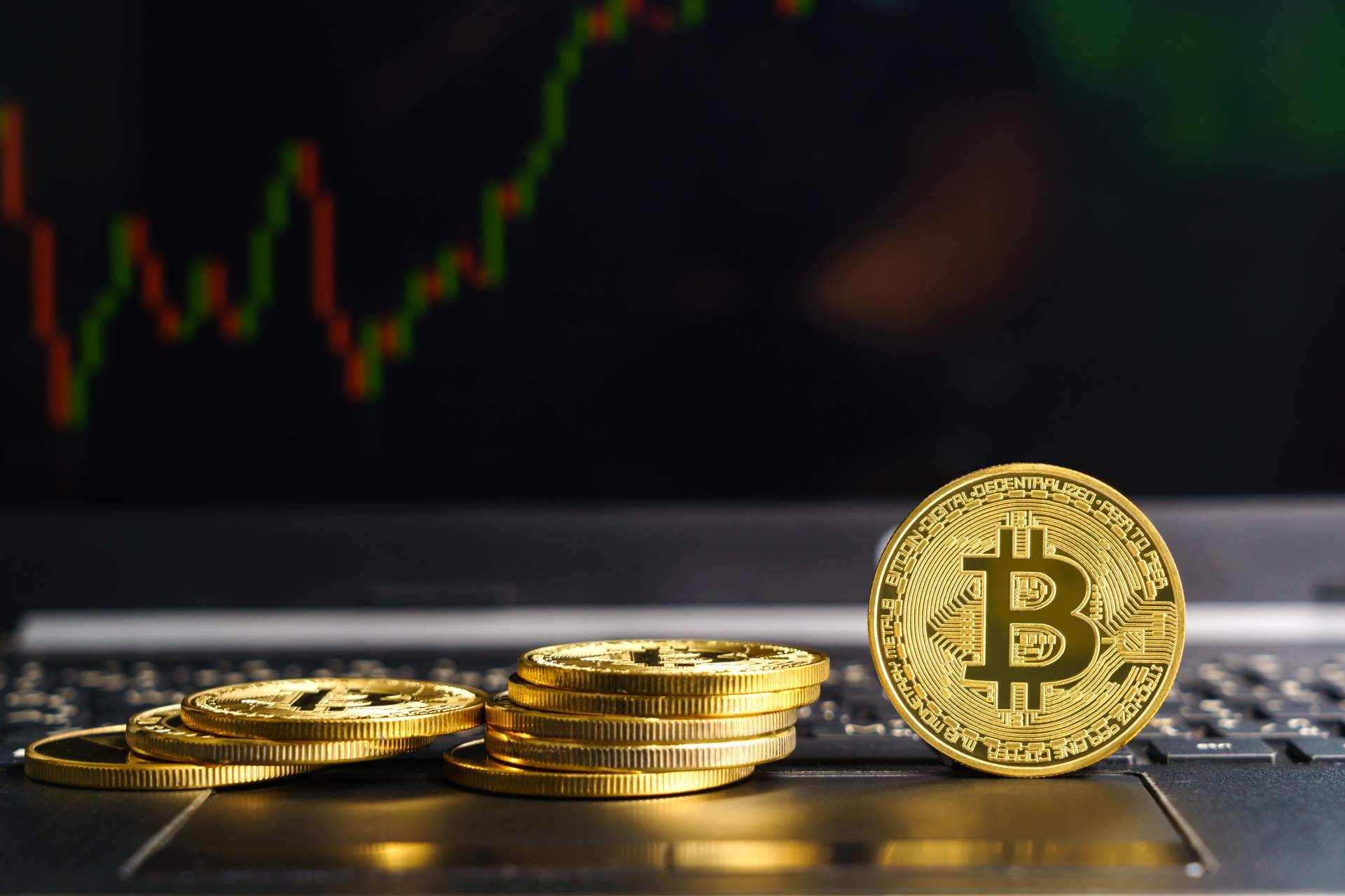 Comprar criptomonedas de forma automática con bajas comisiones y OTC