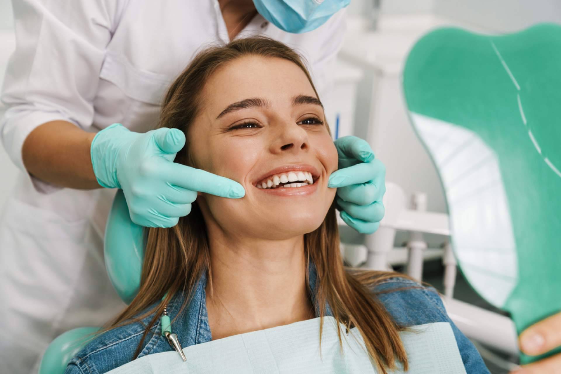 El Doctor Jorge Escobar sobre el diseño de sonrisa y la salud dental