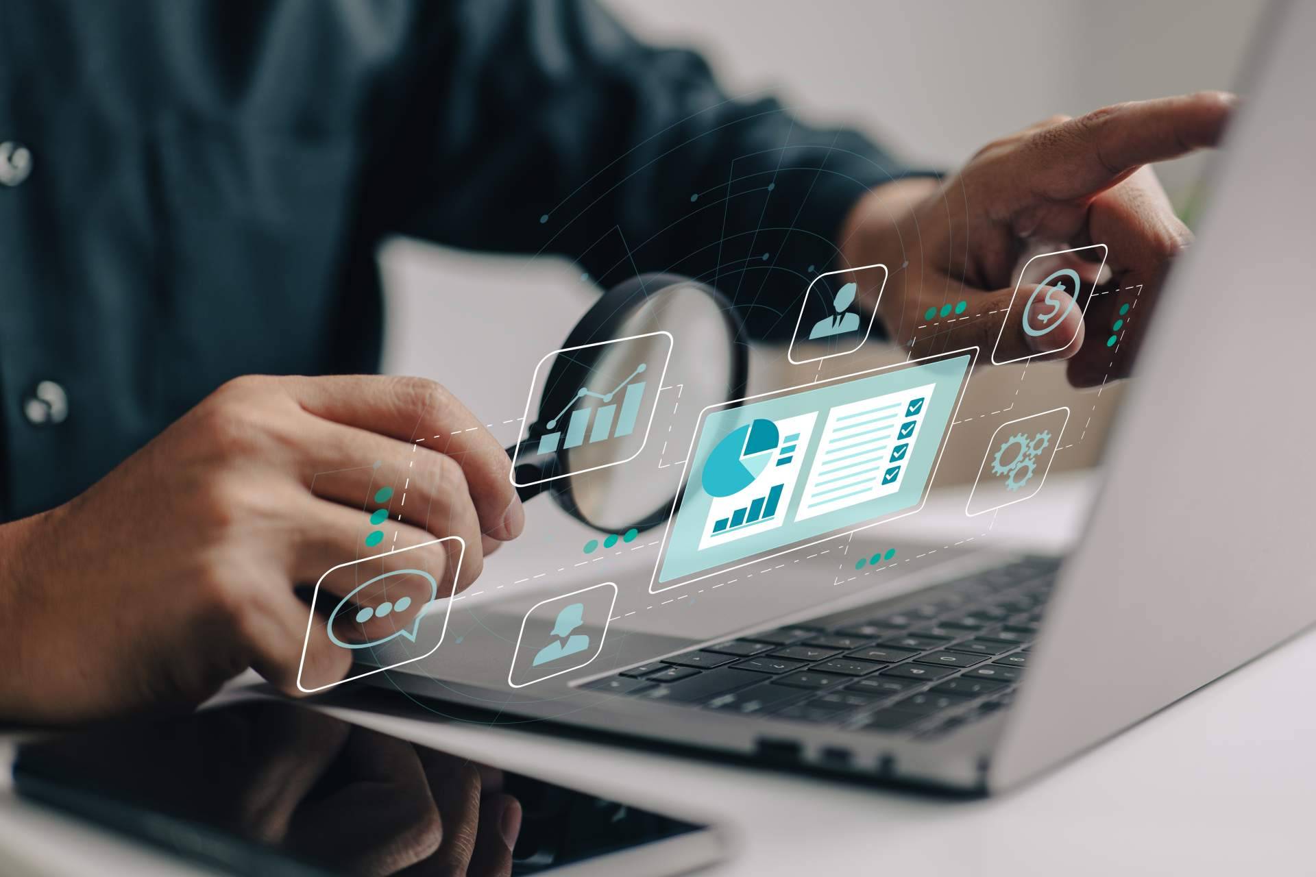 ¿Qué es y cómo puede ayudar un CRM en el día a día de una empresa?