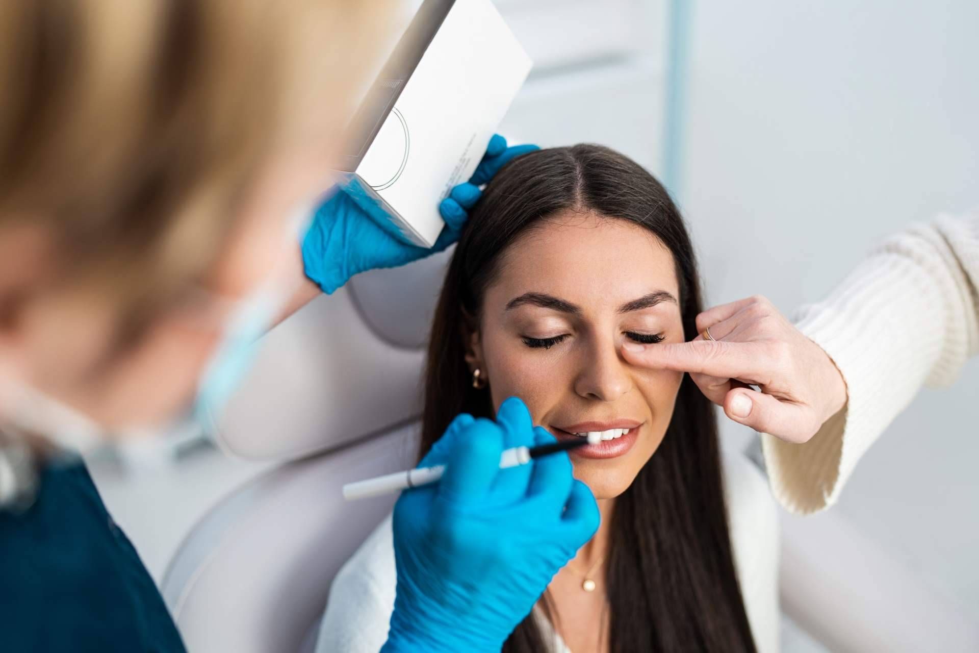 La medicina estética evoluciona para incluir un enfoque más holístico en el cuidado facial y corporal