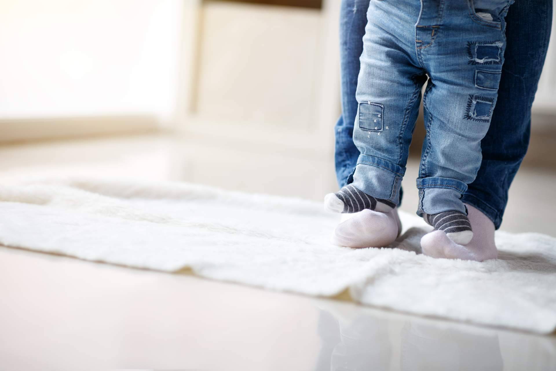 Calzado infantil respetuoso para el desarrollo natural de los pies