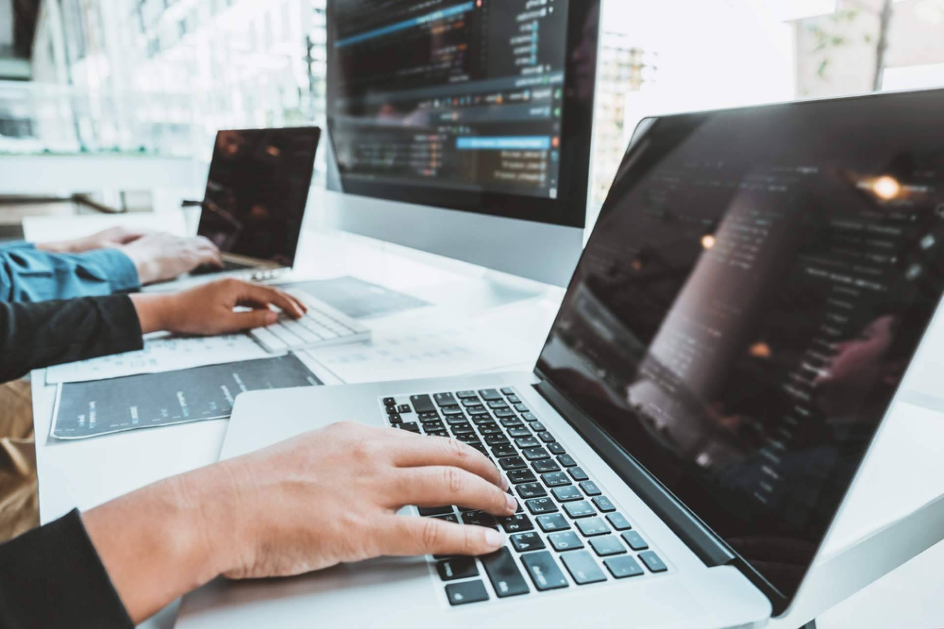 Pasiona ofrece servicios de outsourcing IT y de Implant (RPO)
