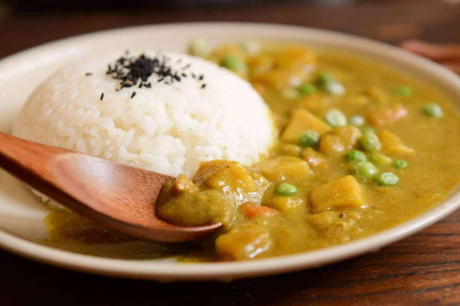 La nueva creación de Medsuperfoods cargada de proteína, el pollo al curry vegano