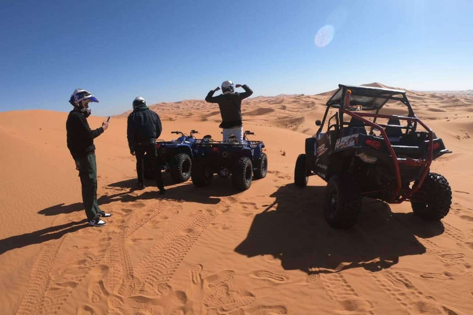 Camel Trekking Tours ofrece excursiones en camello a las dunas de Erg Chebbi