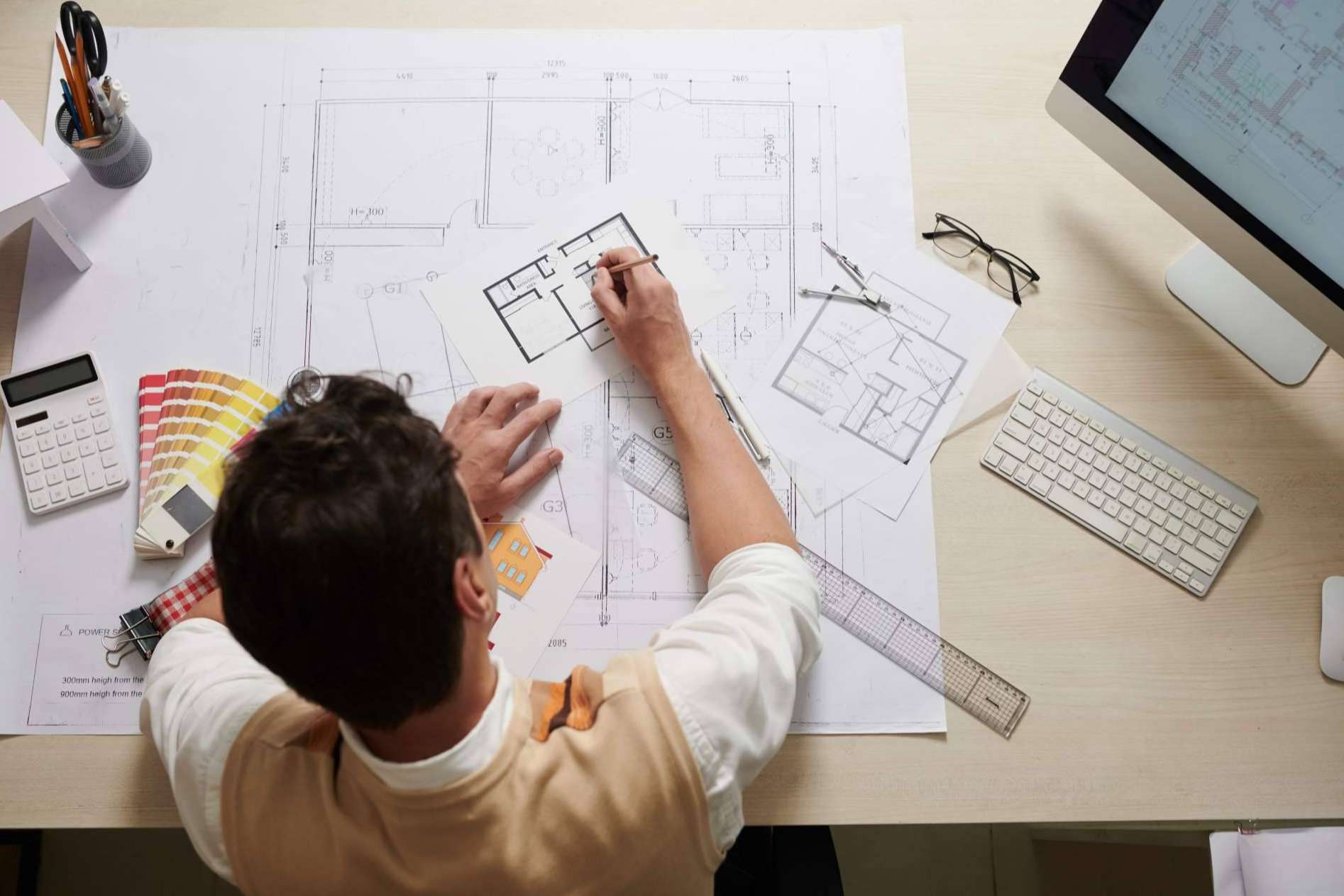 ¿Por qué es necesaria la mano de obra cualificada en la construcción?