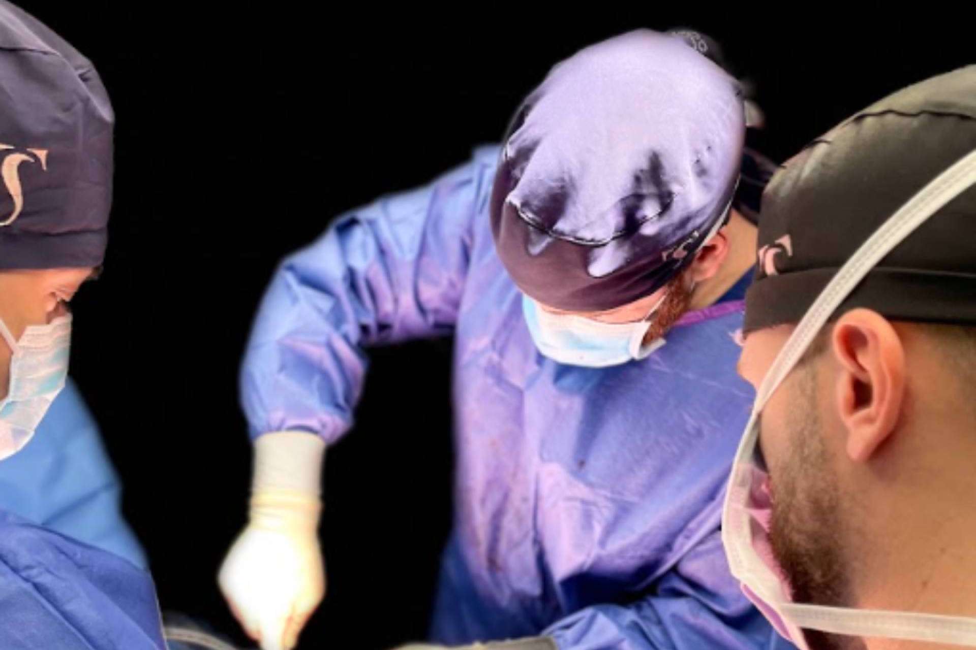 Beneficios de la cirugía de prótesis de cadera con el Doctor Soler