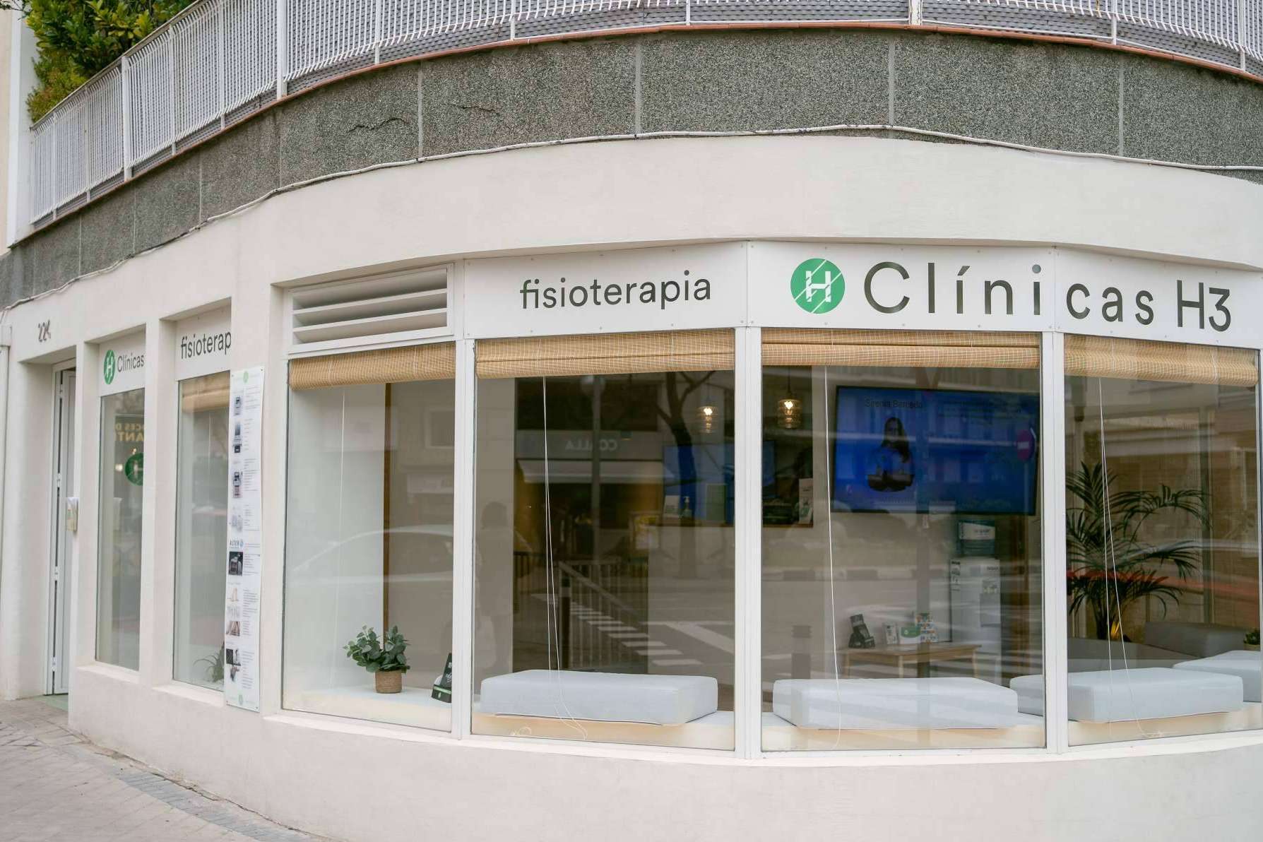 El extenso catálogo de servicios de Clínicas H3, una clínica de fisioterapeuta en Madrid de referencia