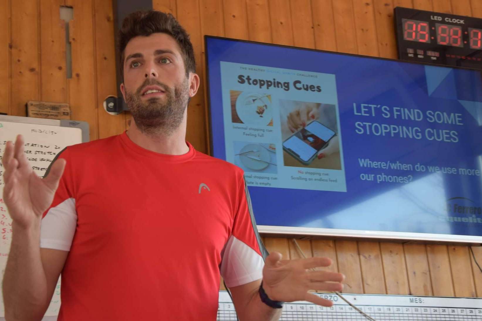 Equelite es una academia de tenis que forma a jugadores profesionales y personas
