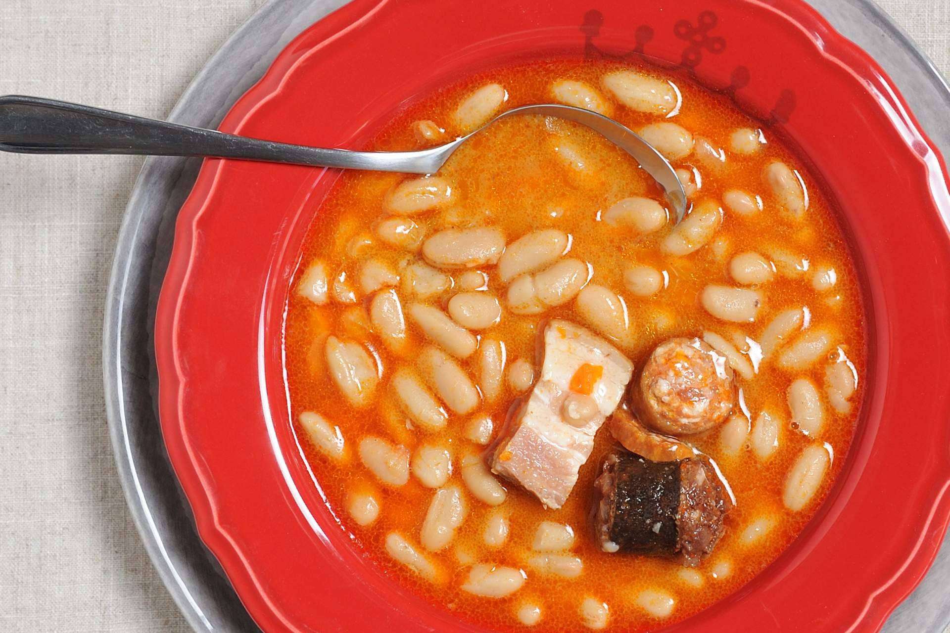 Conseguir fabada asturiana y cocido madrileño en toda Europa con Gastronomic Spain