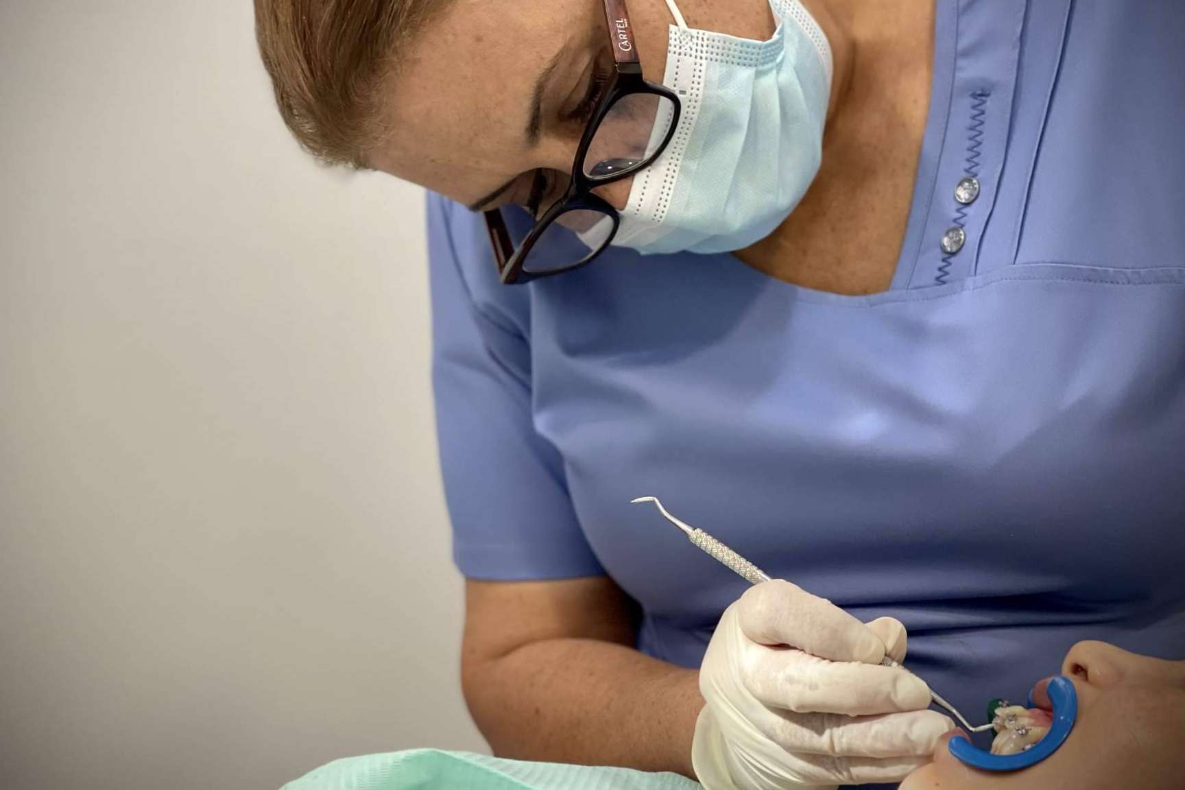 Tratamientos de odontología infantil en la Clínica Los Llanos Dental en Barcelona