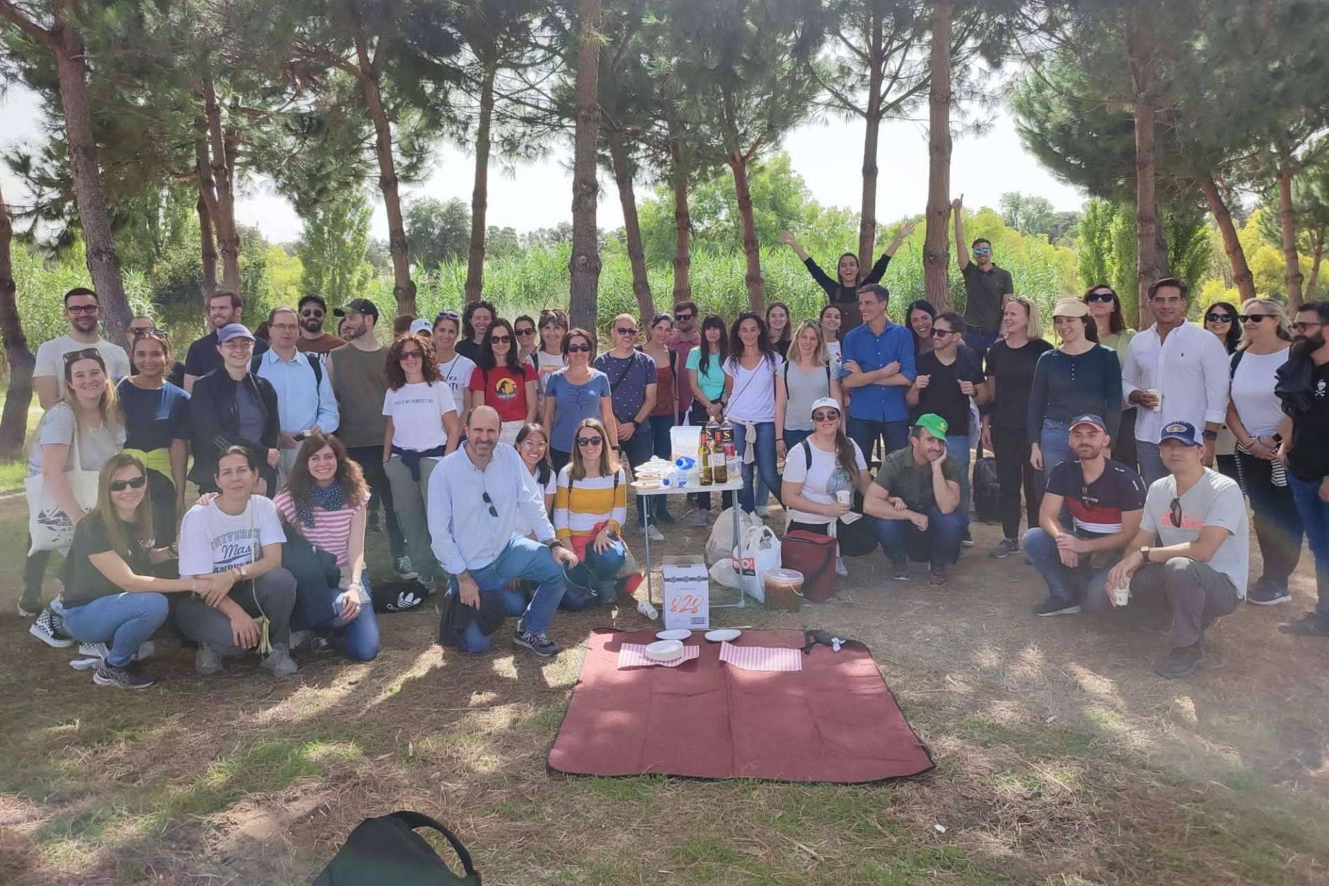 Empresas y colegios vuelven a conectar con la naturaleza con la propuesta de la Escuela de Actividades Naturales