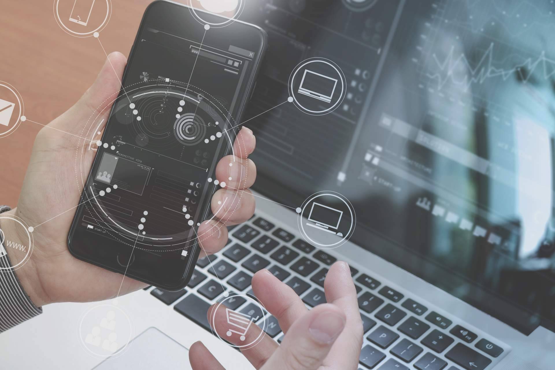 Desarrollo Web Total se enfoca en el desarrollo de aplicaciones móviles flexibles, escalables, seguras y ágiles para Android e iOS
