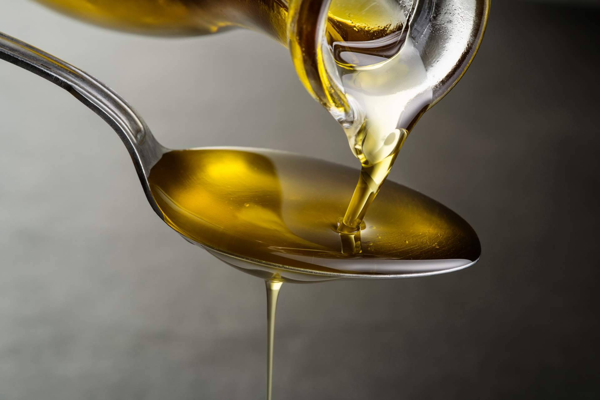 ¿Cuáles son las diferencias entre el aceite de oliva y el AOVE?, por Spanish-oil.com