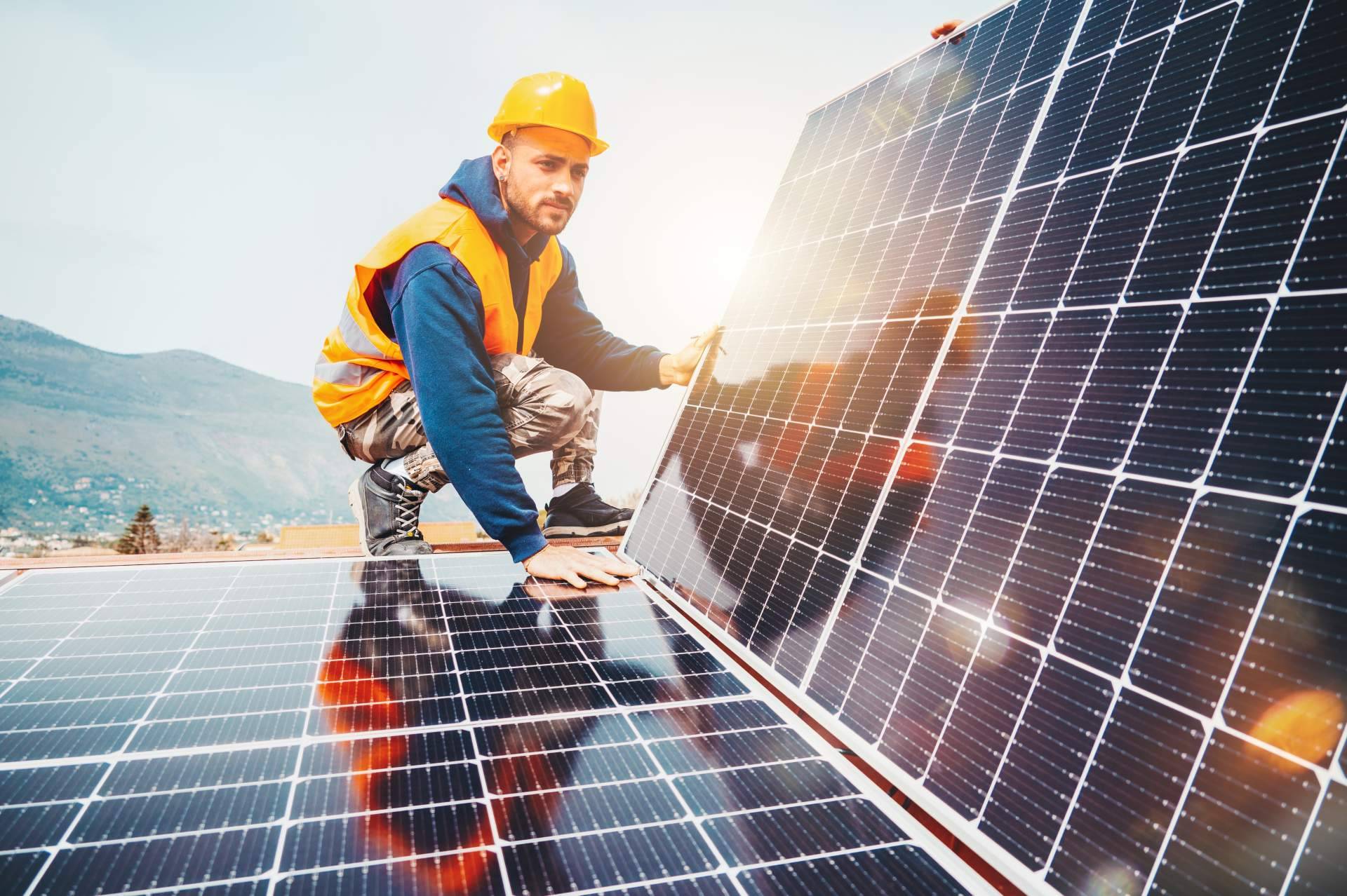 Energía solar fotovoltaica, ¿cómo funciona y por qué es importante?