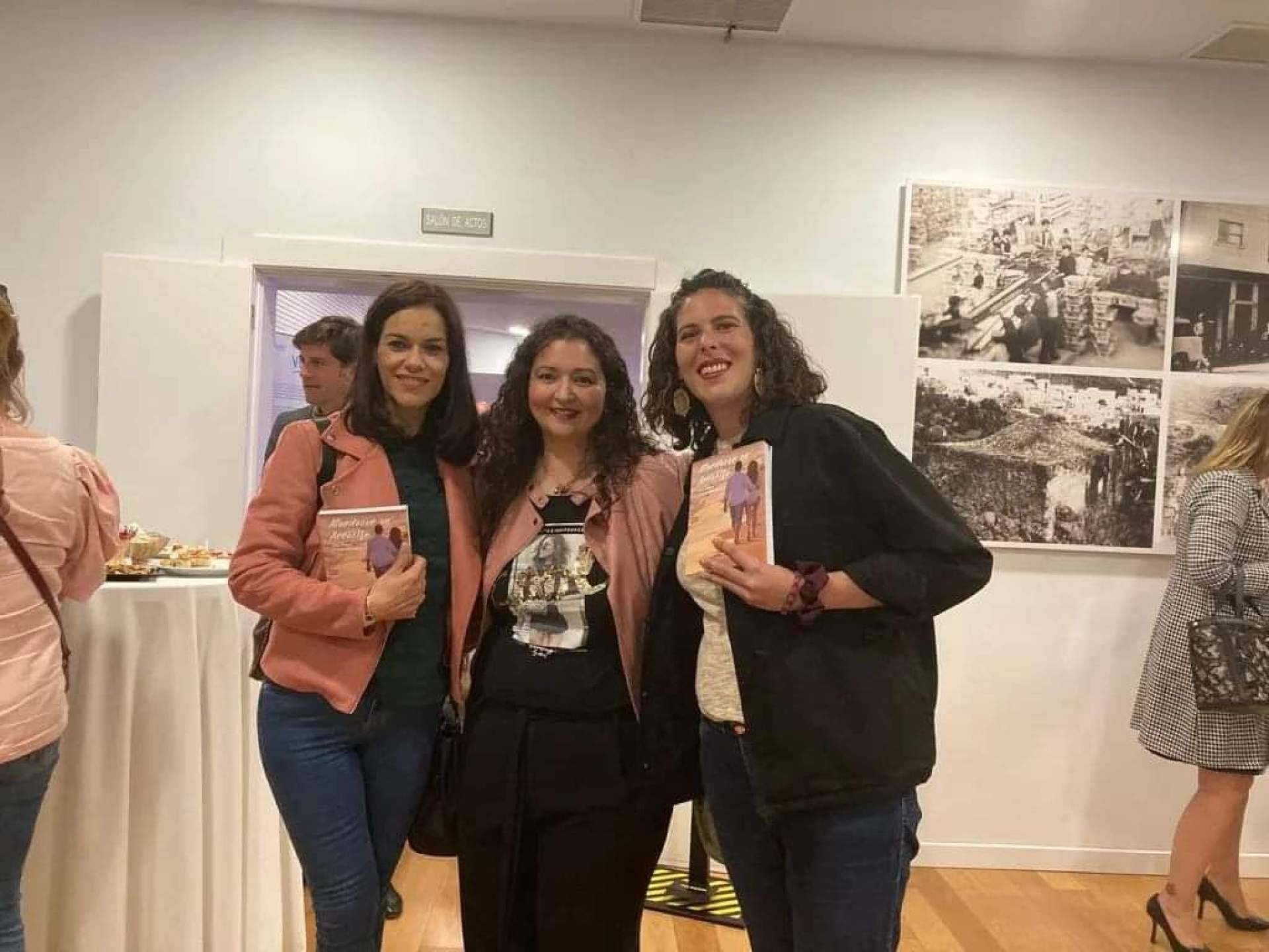 ‘Atardecer en Arrecife’,  de Ana Nayra Gorrín Navarro, una que novela revela la riqueza cultural e histórica de Canarias