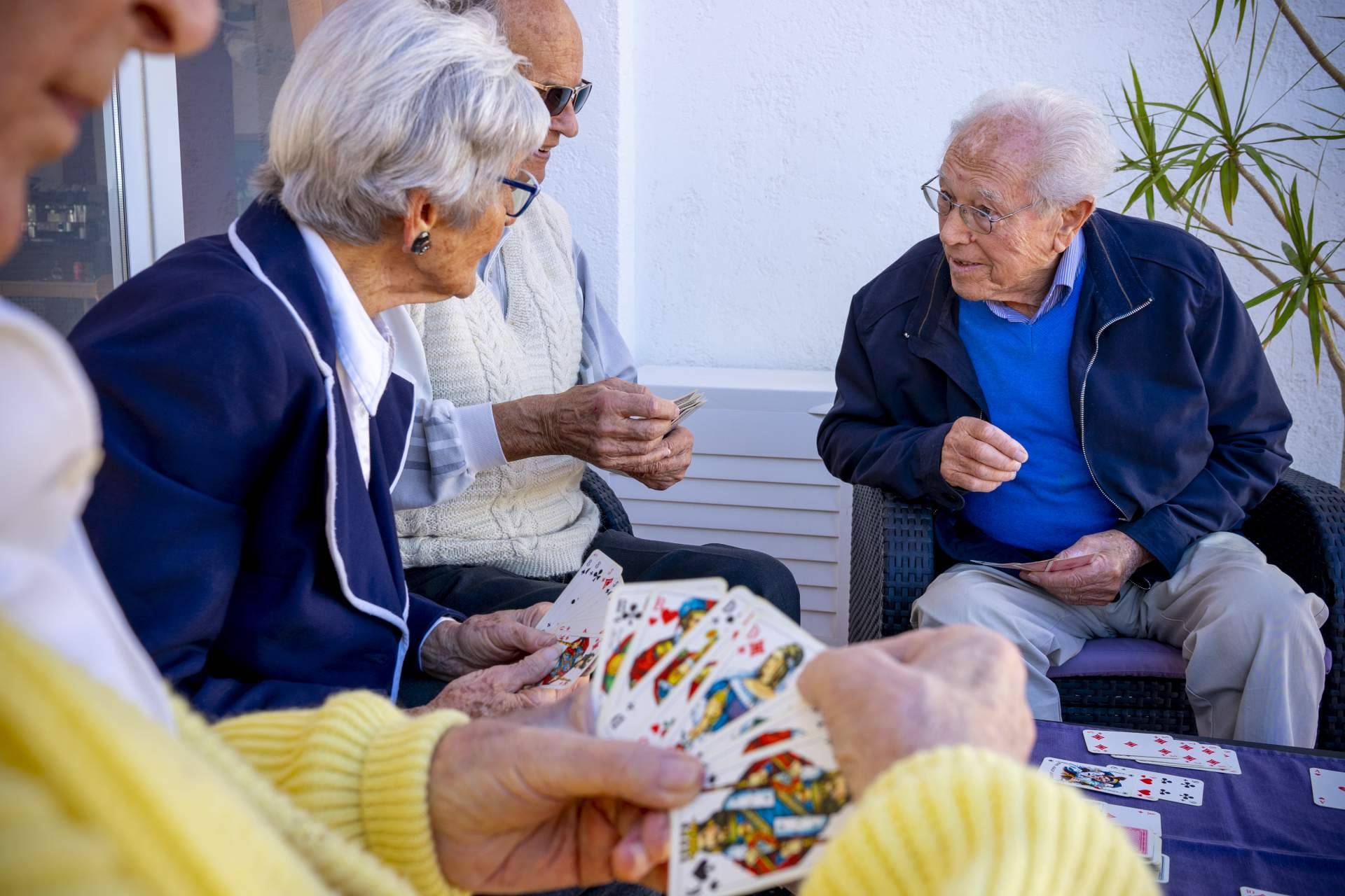 ¿Dónde encontrar una residencia con asistencia total a personas mayores? Residencia Montebello Senior Living