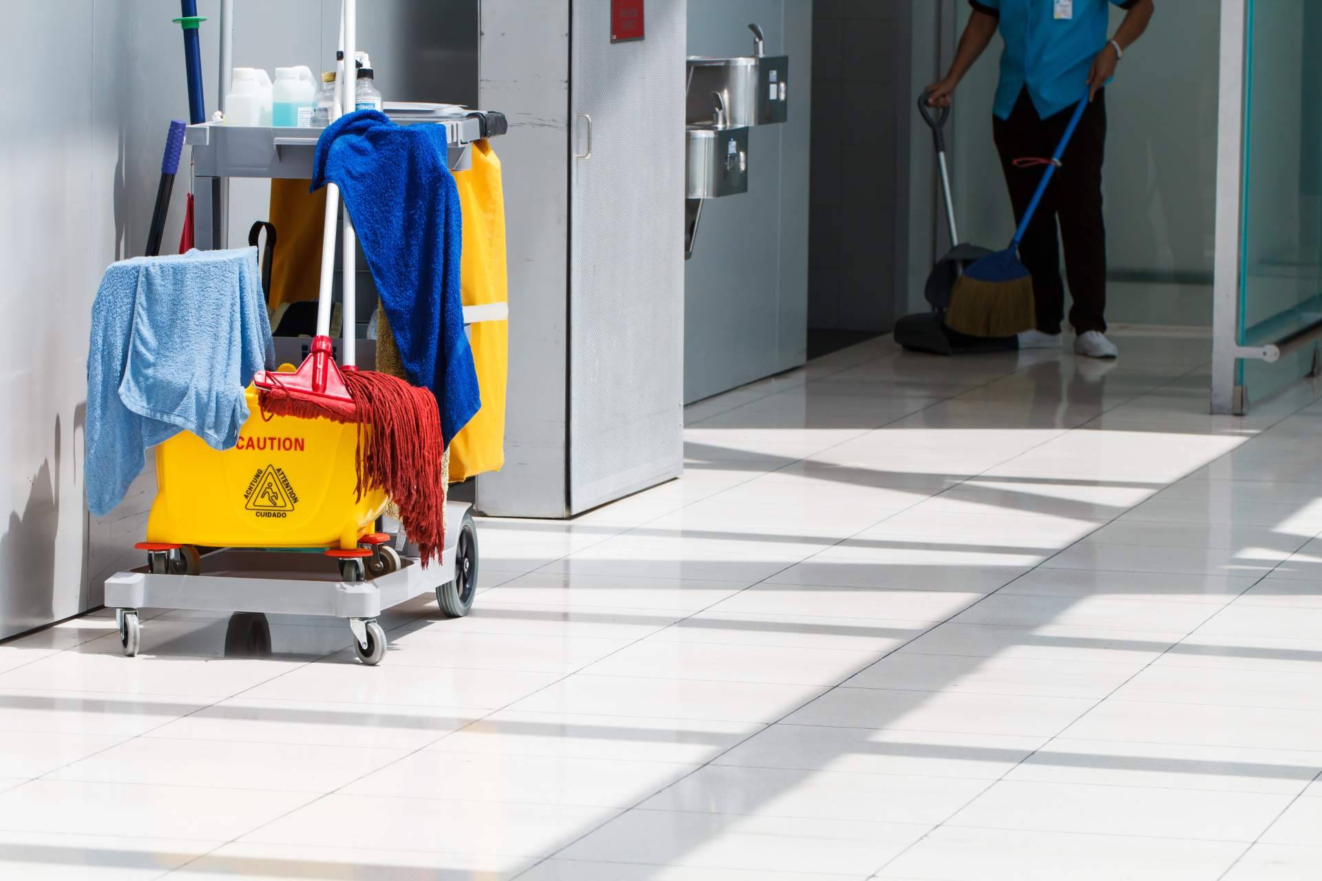 EcoCleans firma la 6ª franquicia. La marca que ha revolucionado los servicios de limpieza, ya disponible en Valencia.