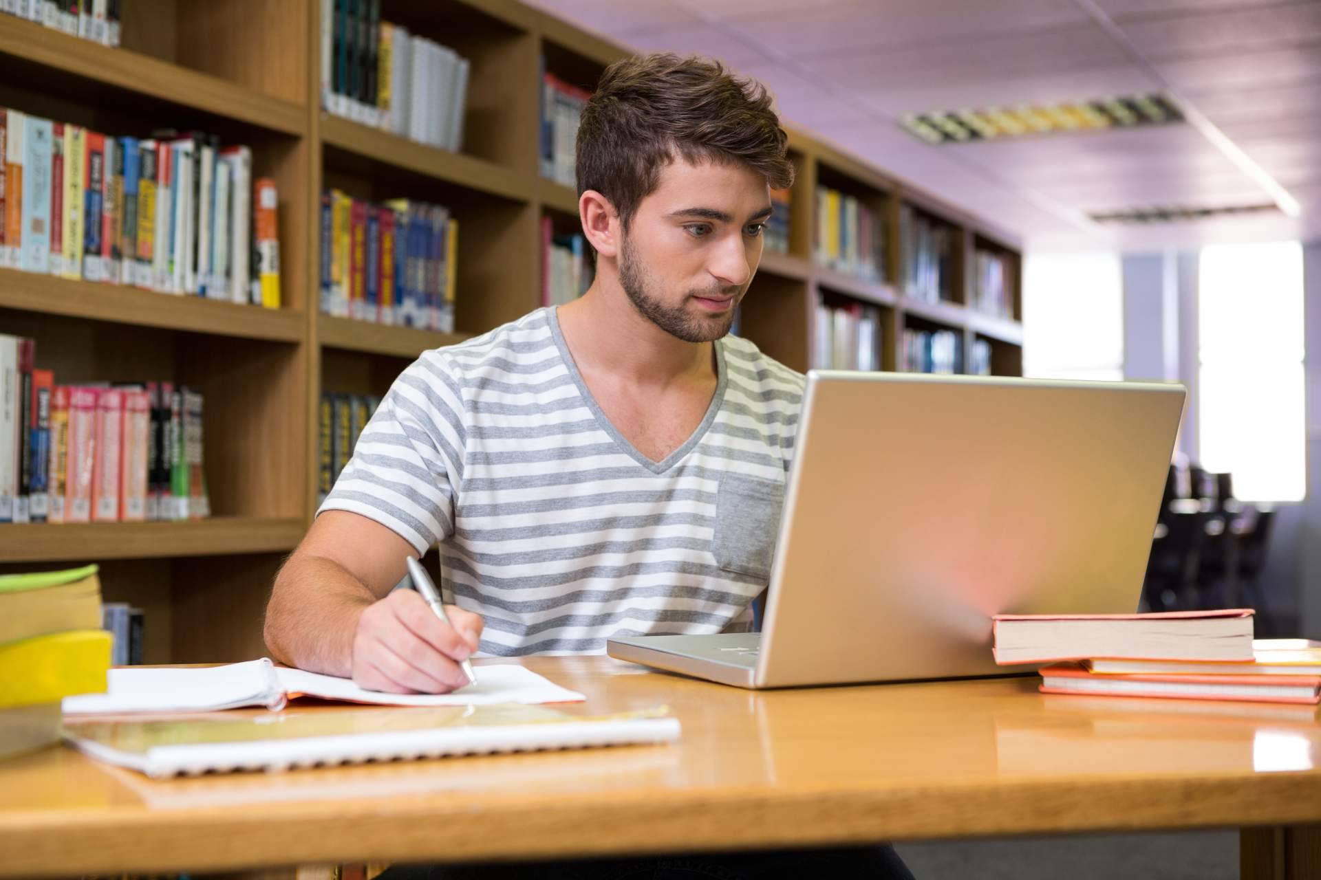 OrdenadorOutlet.es ofrece portátiles para estudiantes a precios asequibles