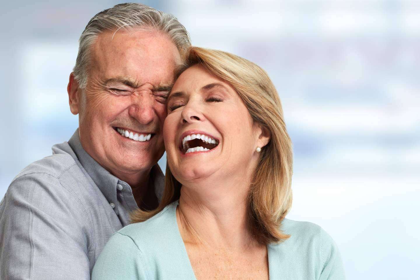 ¿Por qué cada vez más pacientes optan por los implantes dentales All-on-4 de Clínica Dental Delgado?