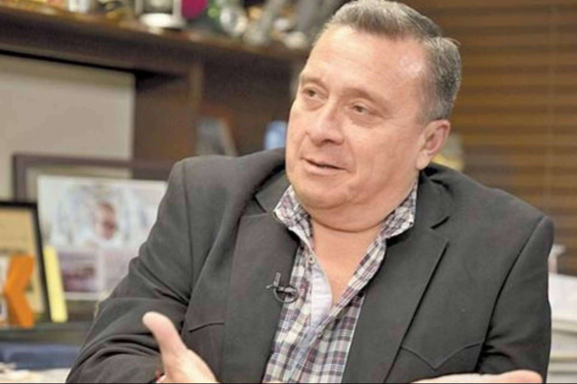 Conocer la vida de Nicolás Mollinedo Bastar
