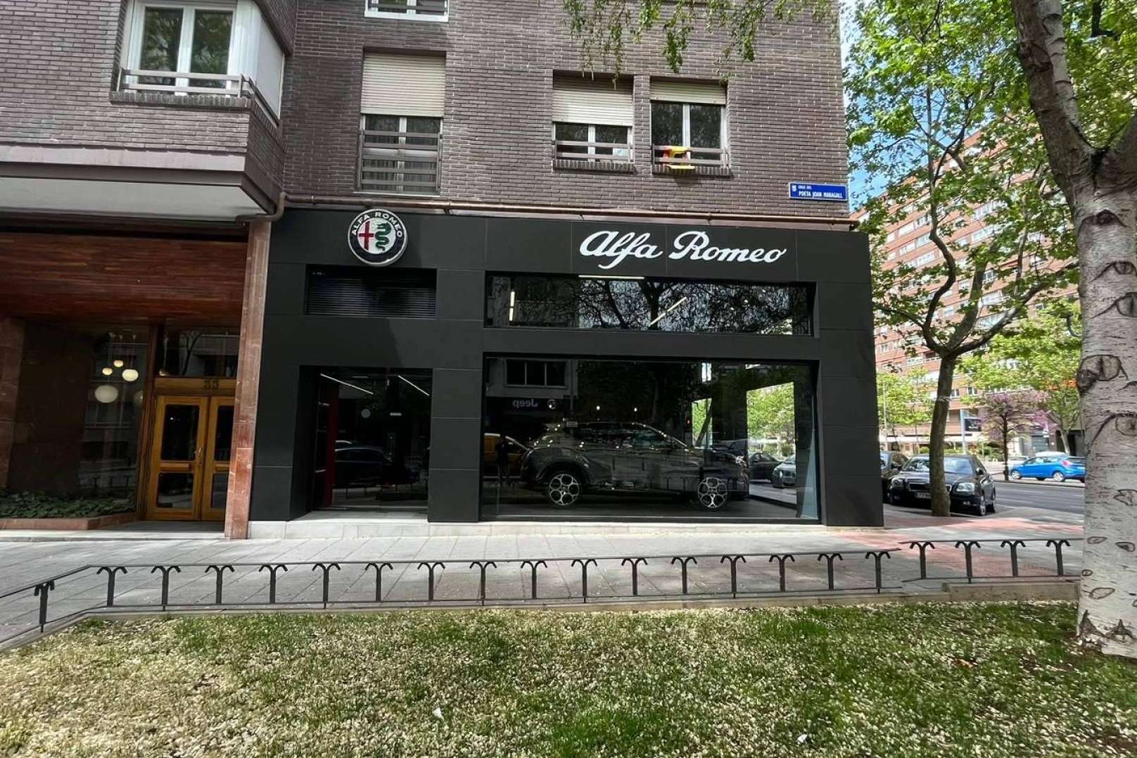 Vuelve Alfa Romeo al centro de Madrid con la nueva tienda Ascauto