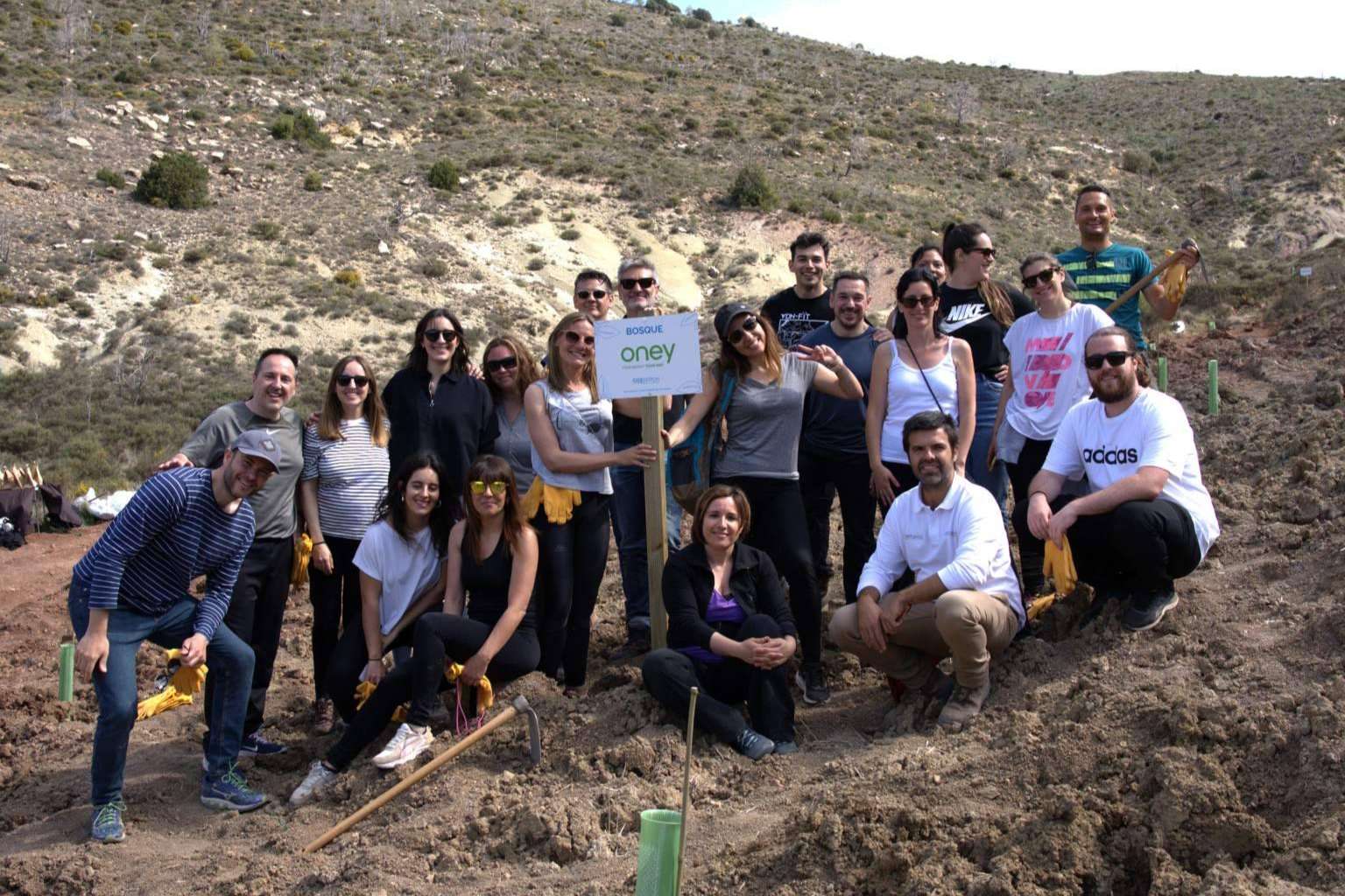 La plantación del primer bosque de Oney para compensar la huella de carbono
