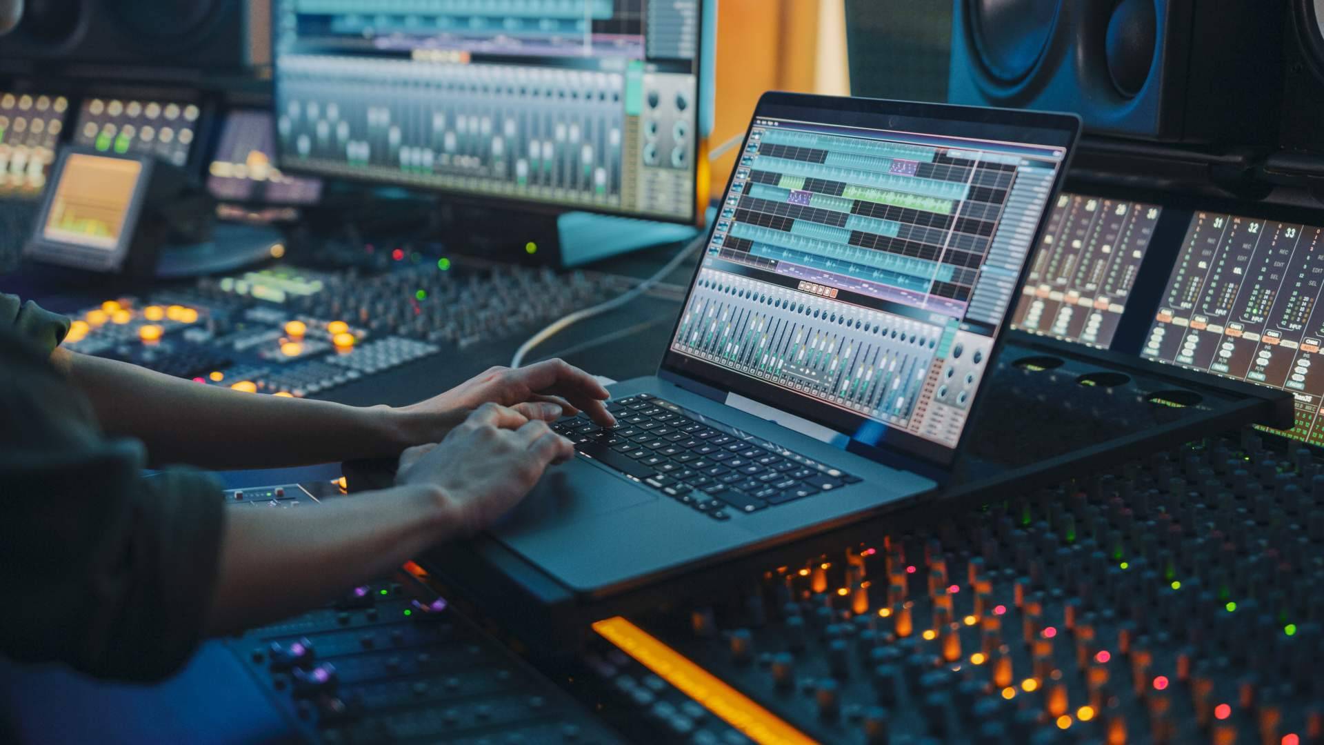 ¿Por qué estudiar el curso intensivo de FL Studio 20 con Mezclaka Studios?