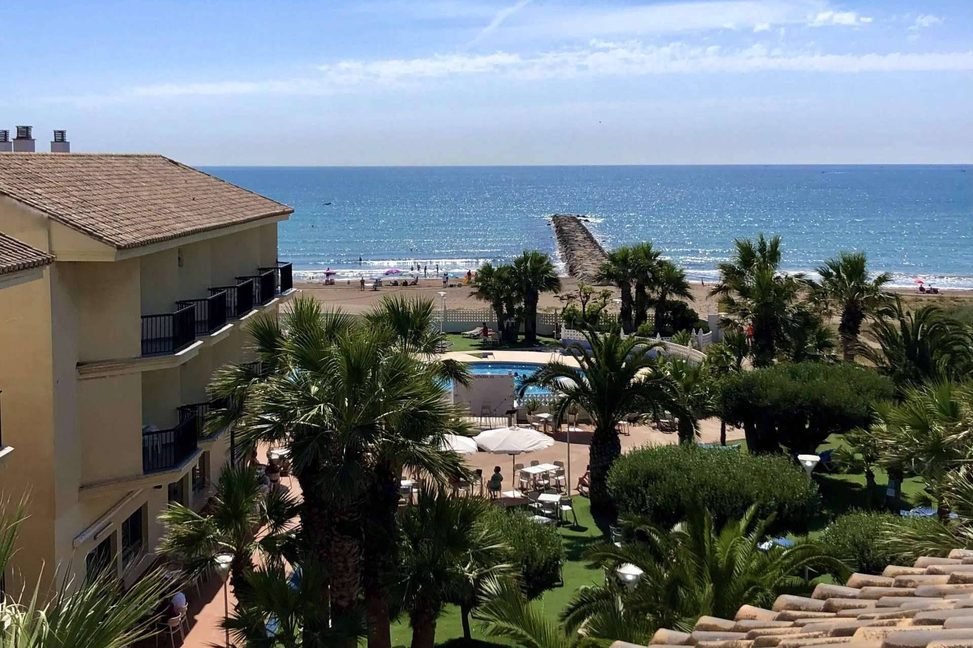 La vida sabe mejor en la playa, de la mano de Valhotel