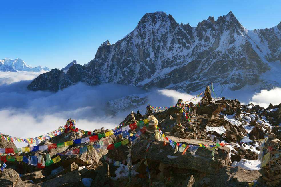 Nepal en moto, Motorbeach Viajes ofrece la posibilidad de ir a la cima del mundo