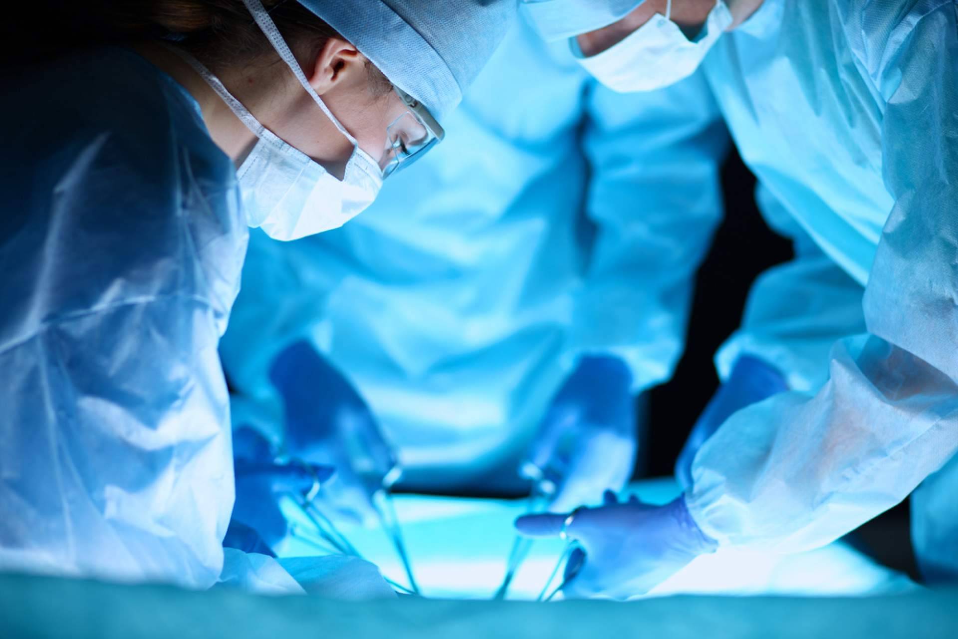 Cirugía del reflujo y la hernia de hiato de la mano del Dr. Javier Martínez Pascuas