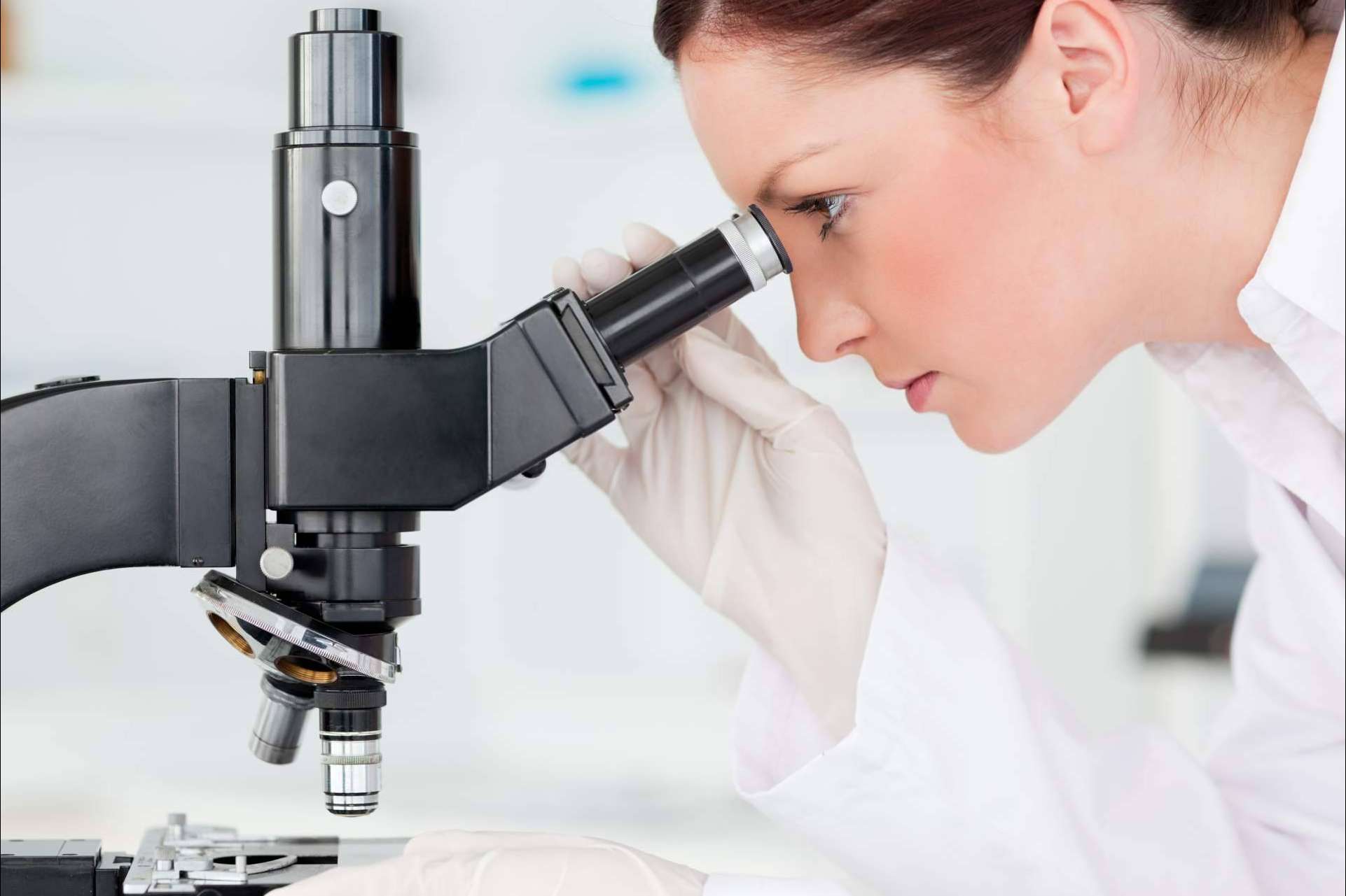 ¿Cuáles son los requisitos para estudiar laboratorio clínico y biomédico?, por EEP iGroup