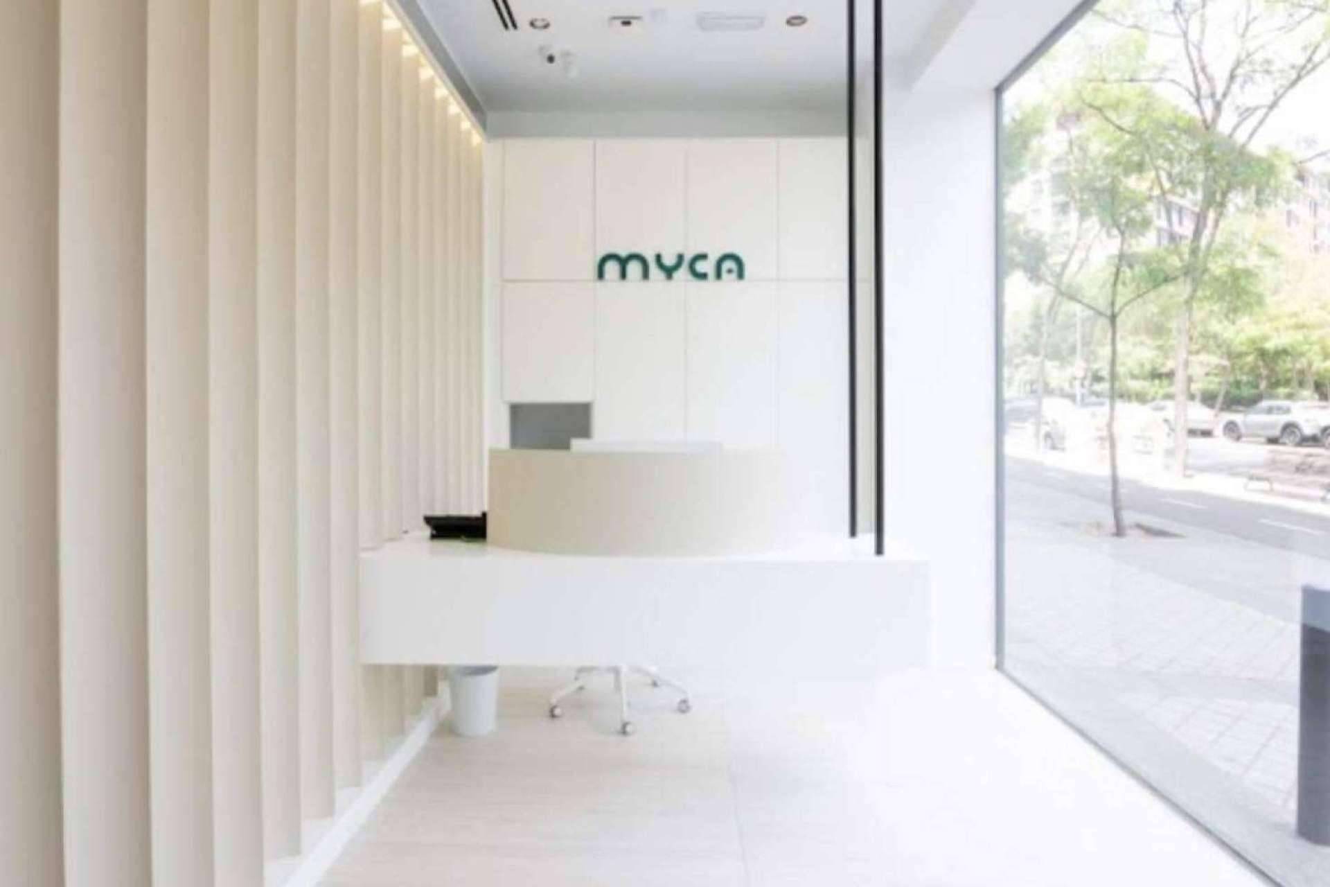 Tratamiento para el apiñamiento dental, de la mano de MYCA Clínica Dental