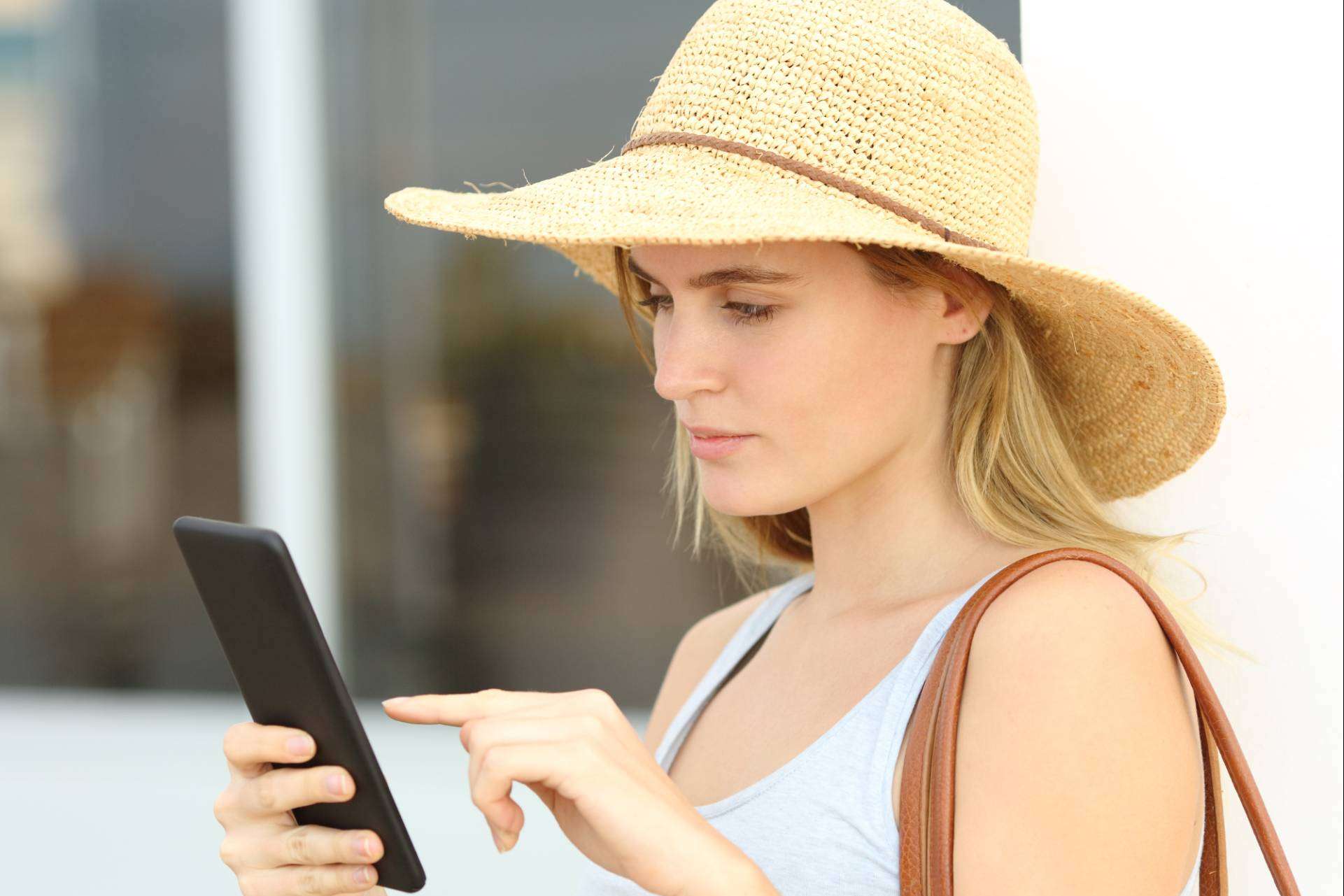 ¿Cómo convertir al turista en cliente?, con Impresol Media Solutions