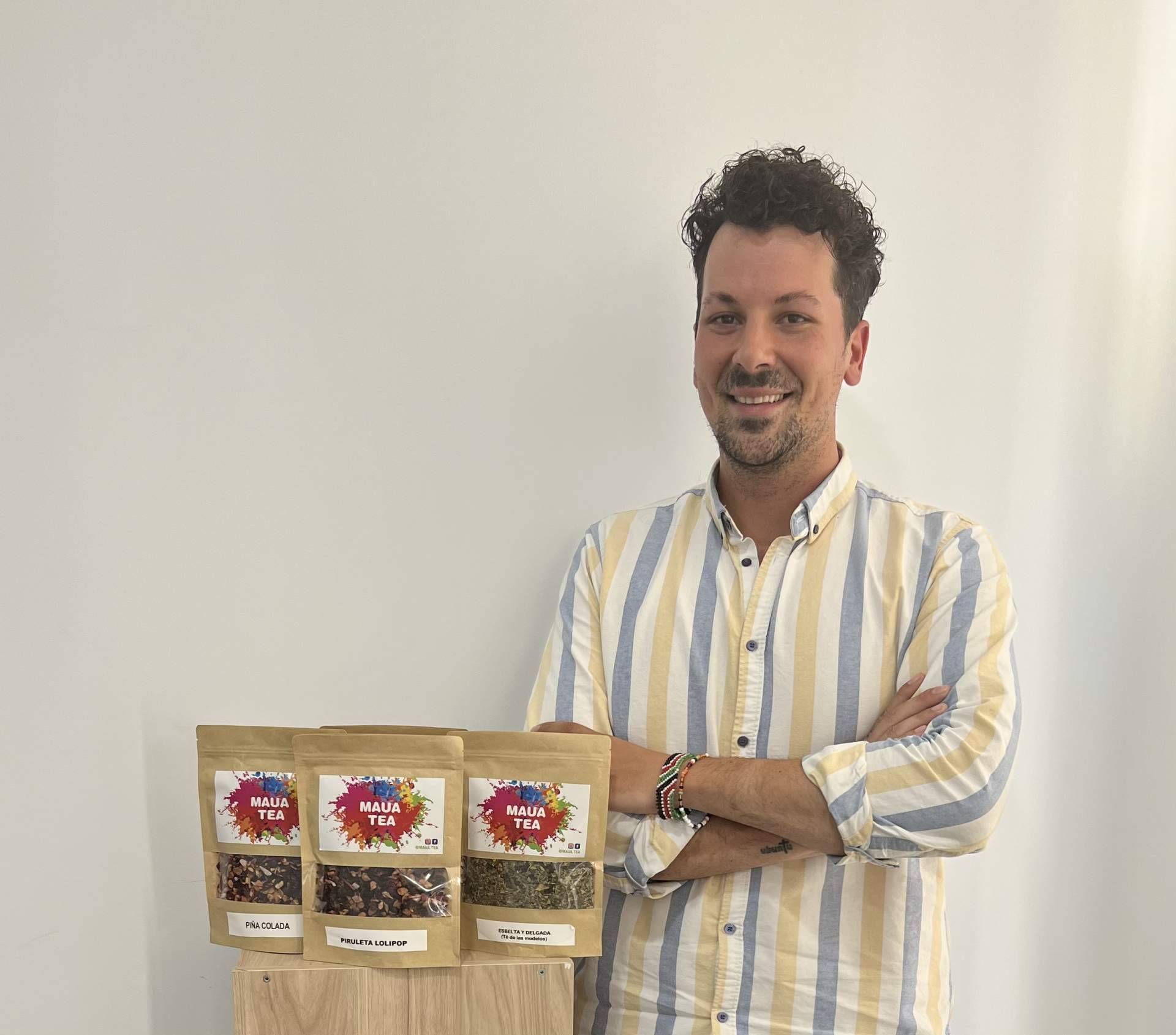 Sebastián, el nutricionista, triunfa con su marca de infusiones y tés Maua Tea