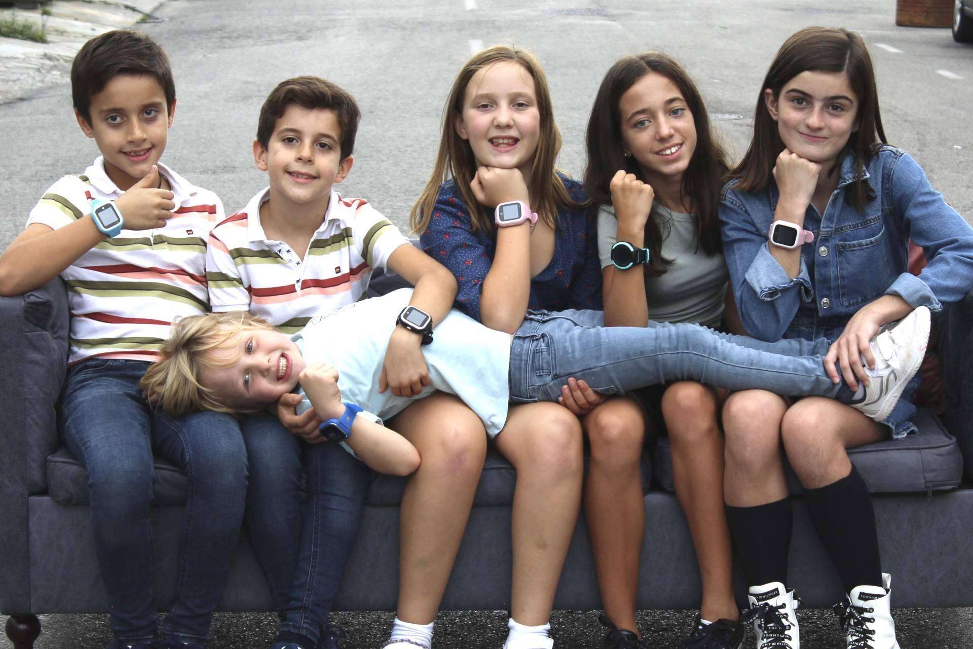 Los relojes GPS de SaveFamily, uno de los regalos ideales para una comunión