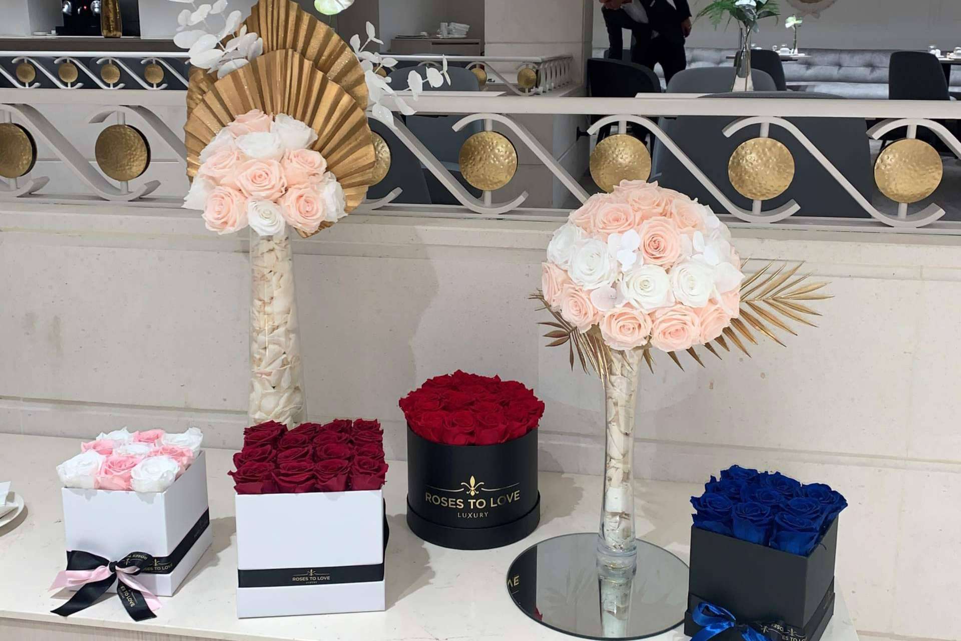 Rosas preservadas para eventos privados, con Roses To Love