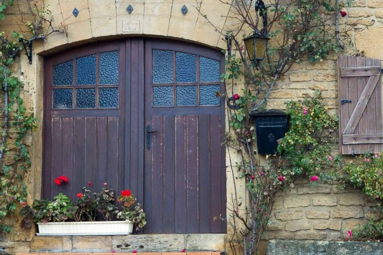 Alemany Real Estate dispone de un catálogo de masías en venta