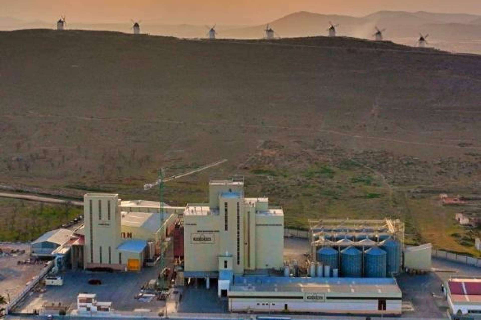 ¿Dónde encontrar piensos de calidad con buenos rendimientos? Cooperativa Ganadera Avicon