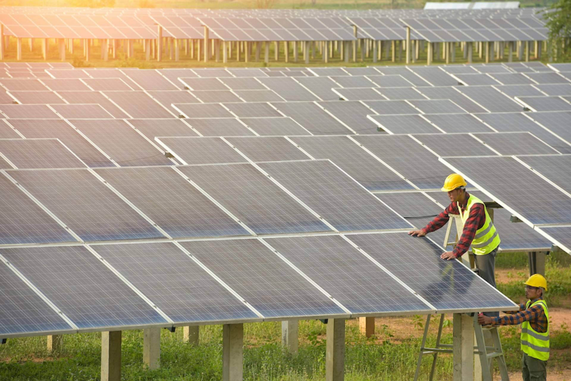 Instaladores de paneles solares, ¿qué hay que buscar y qué se debe evitar?