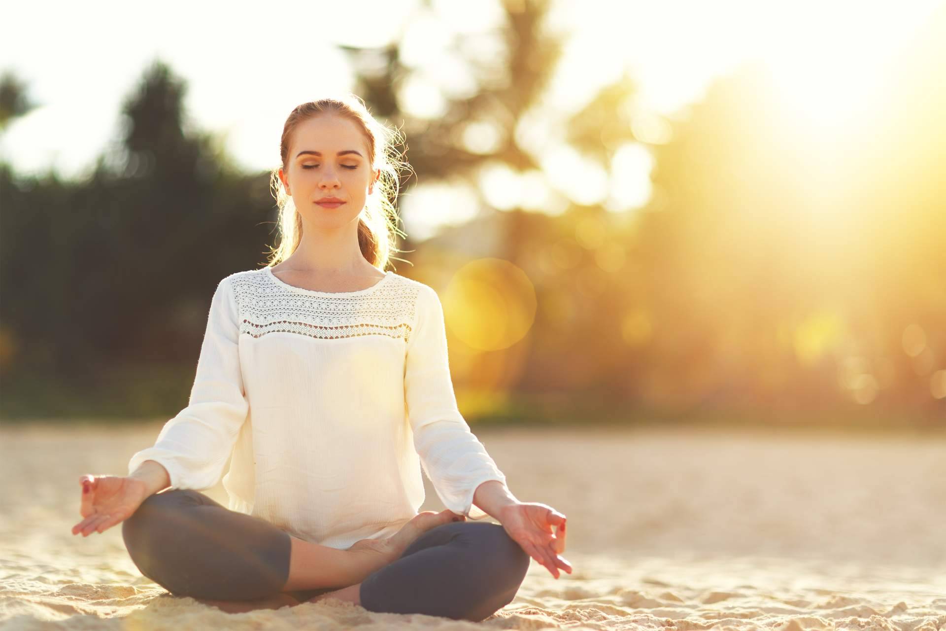 PODCASTMEDITACION.COM explica cuáles son los efectos negativos del estrés y los beneficios de la meditación