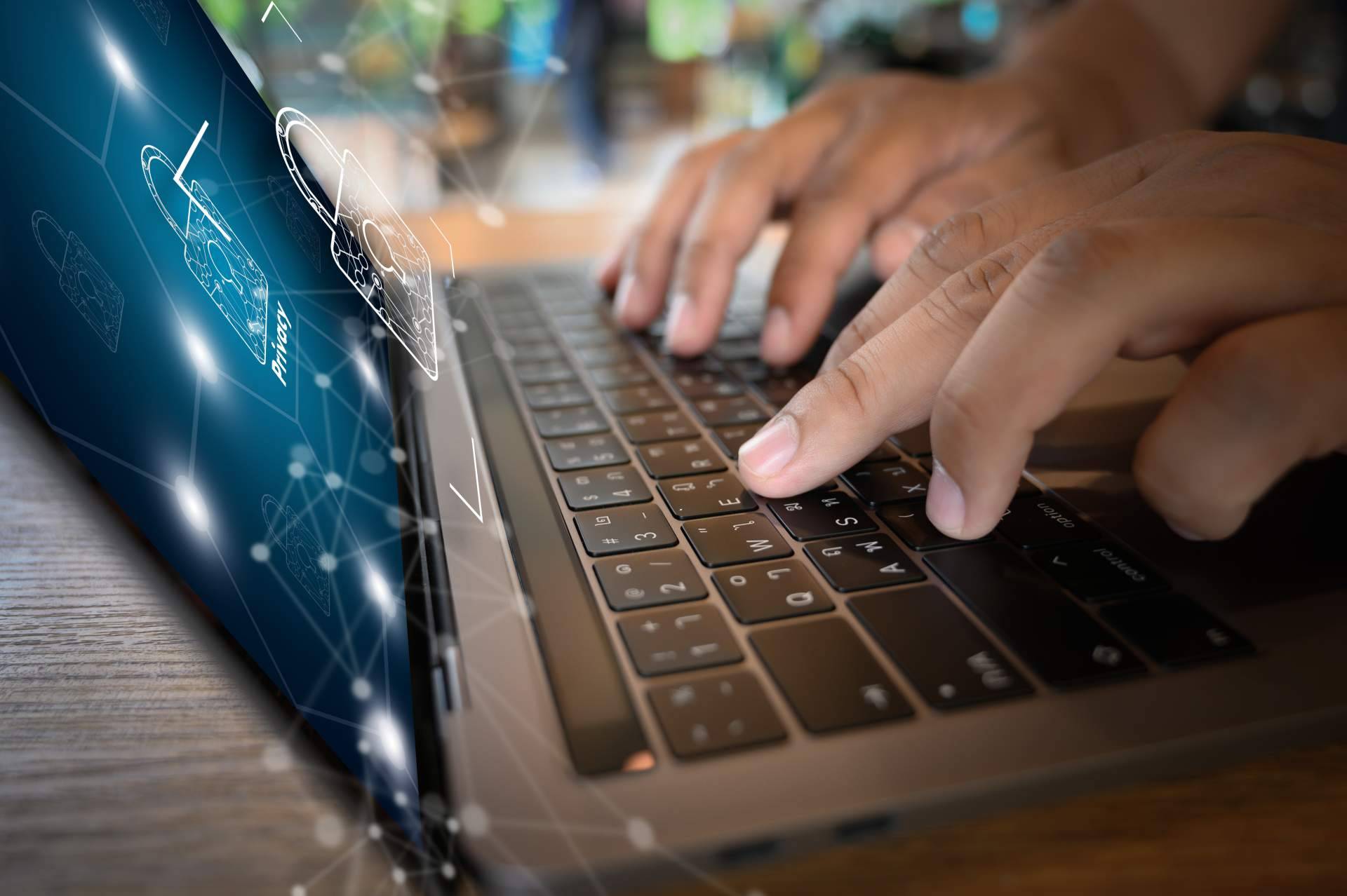 Mejorar la ciberseguridad en una empresa para que no haya una brecha de información, por Cordero Informáticos