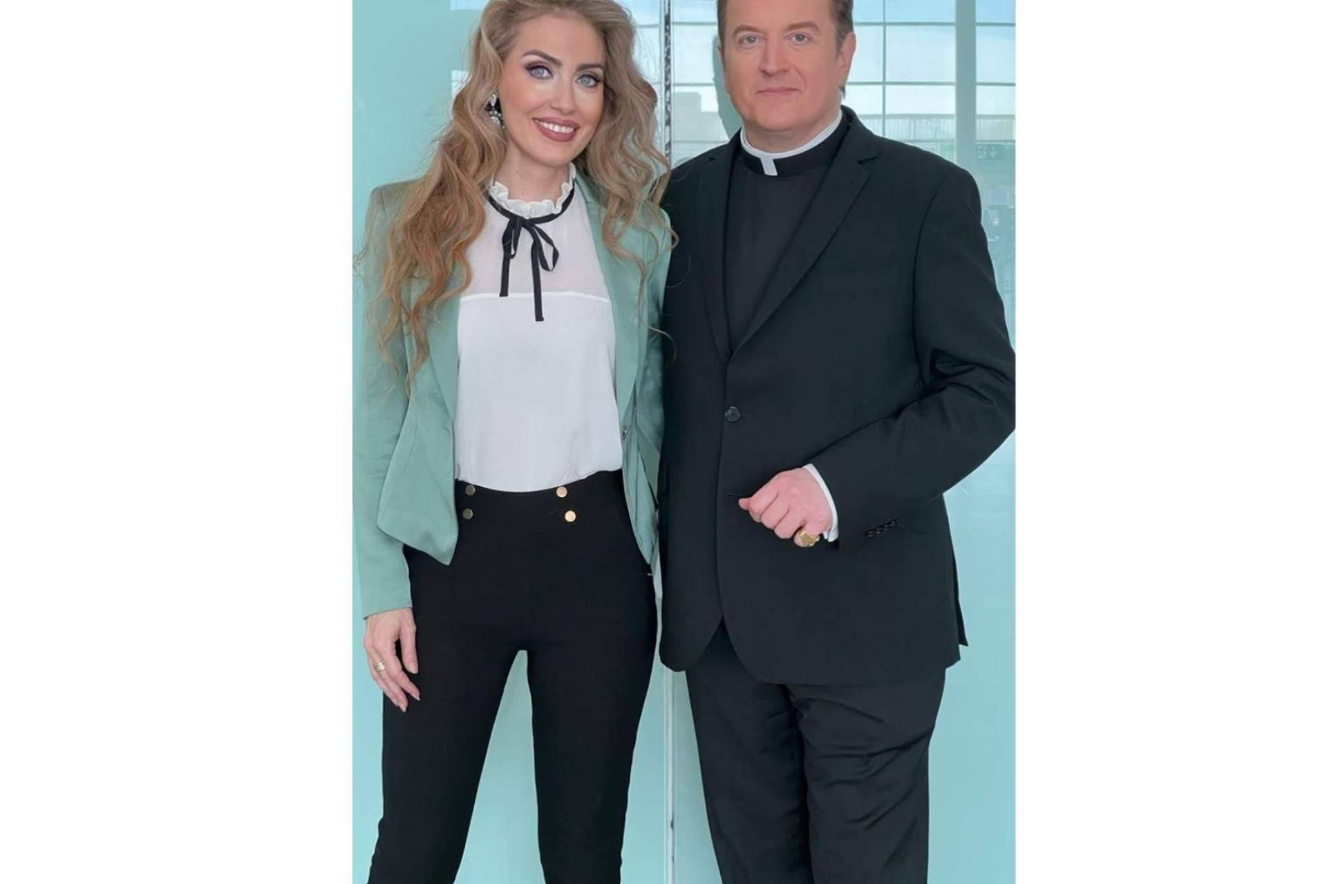 Miriam Victoria da un giro en su carrera profesional con el lanzamiento de un nuevo programa