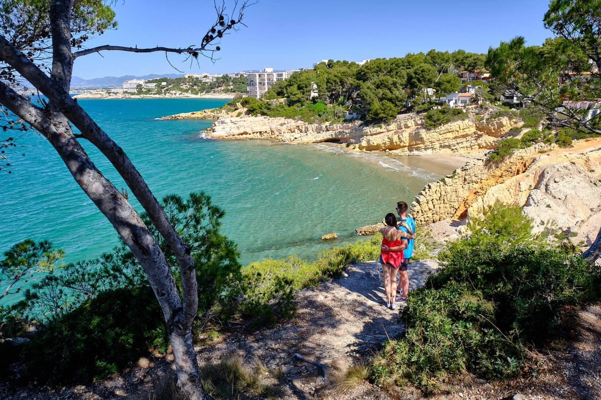Los municipios de la AMT Sol y Playa recibieron en los cuatro primeros meses del año al 9,6 % de los turistas internacionales llegados a España