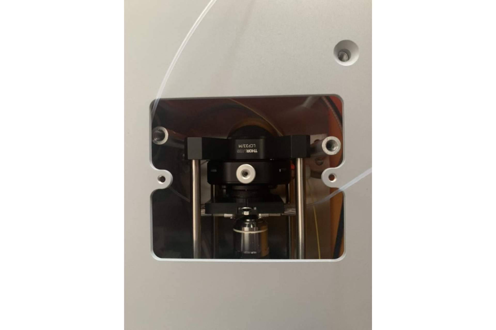 Dispositivo portátil para el análisis rápido e in situ de microorganismos en el agua