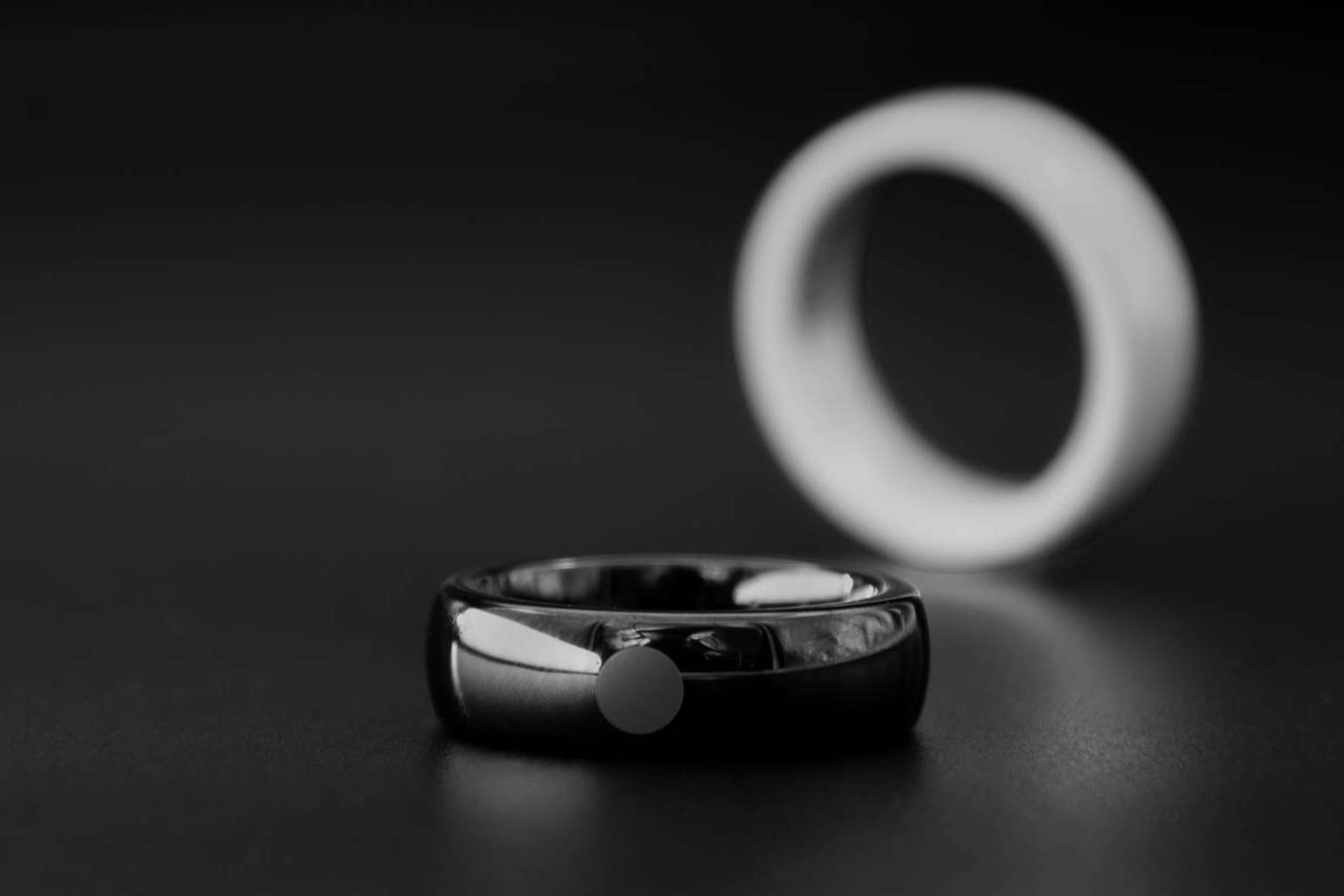 El anillo de pago Rikki, una alternativa moderna a las alianzas de boda convencionales