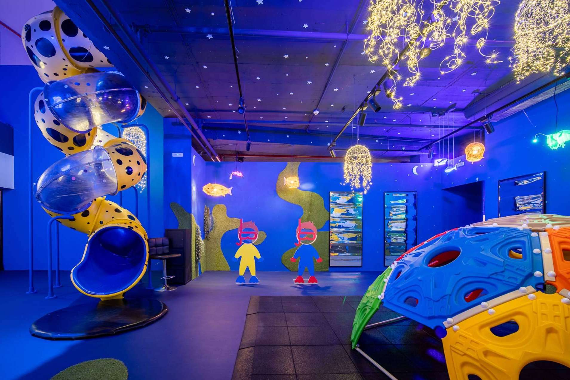 Todo sobre 'Oceanic Dream', la nueva sala de Sweet Space diseñada por Álex Briones y Bárbara Chapartegui