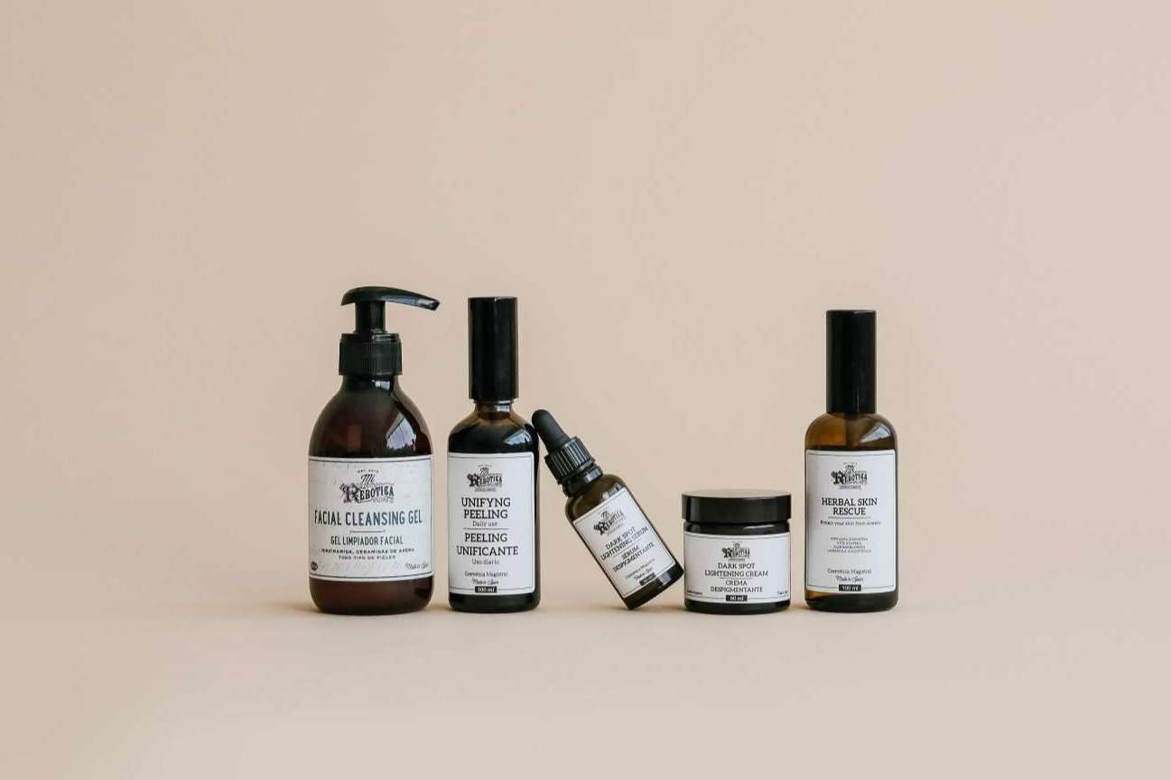 La alternativa al retinol para el verano, el sérum despigmentante de Mi Rebotica